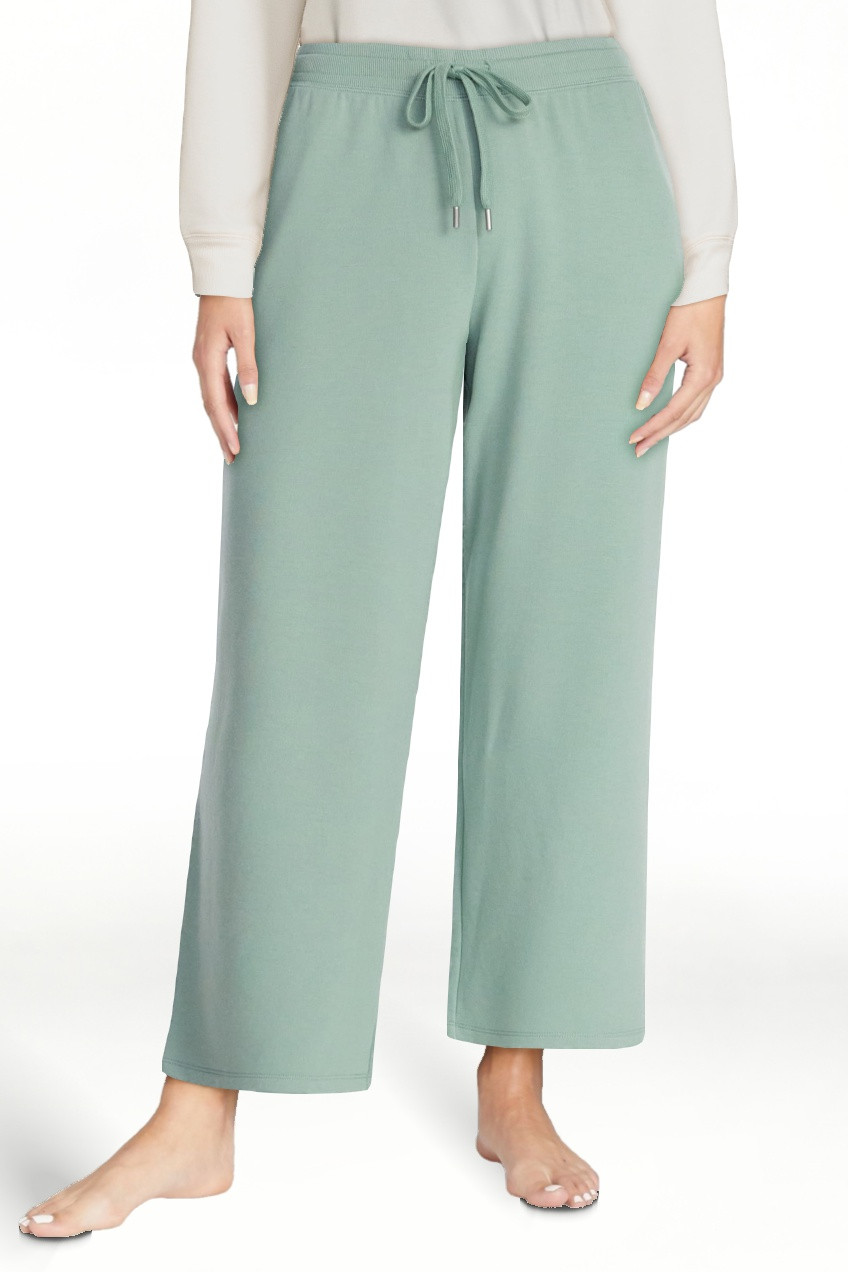 Joyspun Women's French Terry Knit Sleep Capri Pants, 25” Inseam, Sizes XS-3X | Walmart (US)