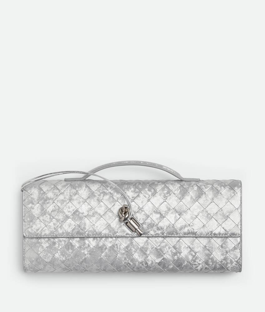 Women's Andiamo Clutch in Silver | Bottega Veneta GB | Bottega Veneta