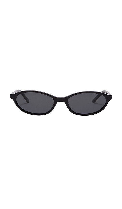 Banbe The Rodrigo Sunglasses in Black. | Revolve Clothing (Global)
