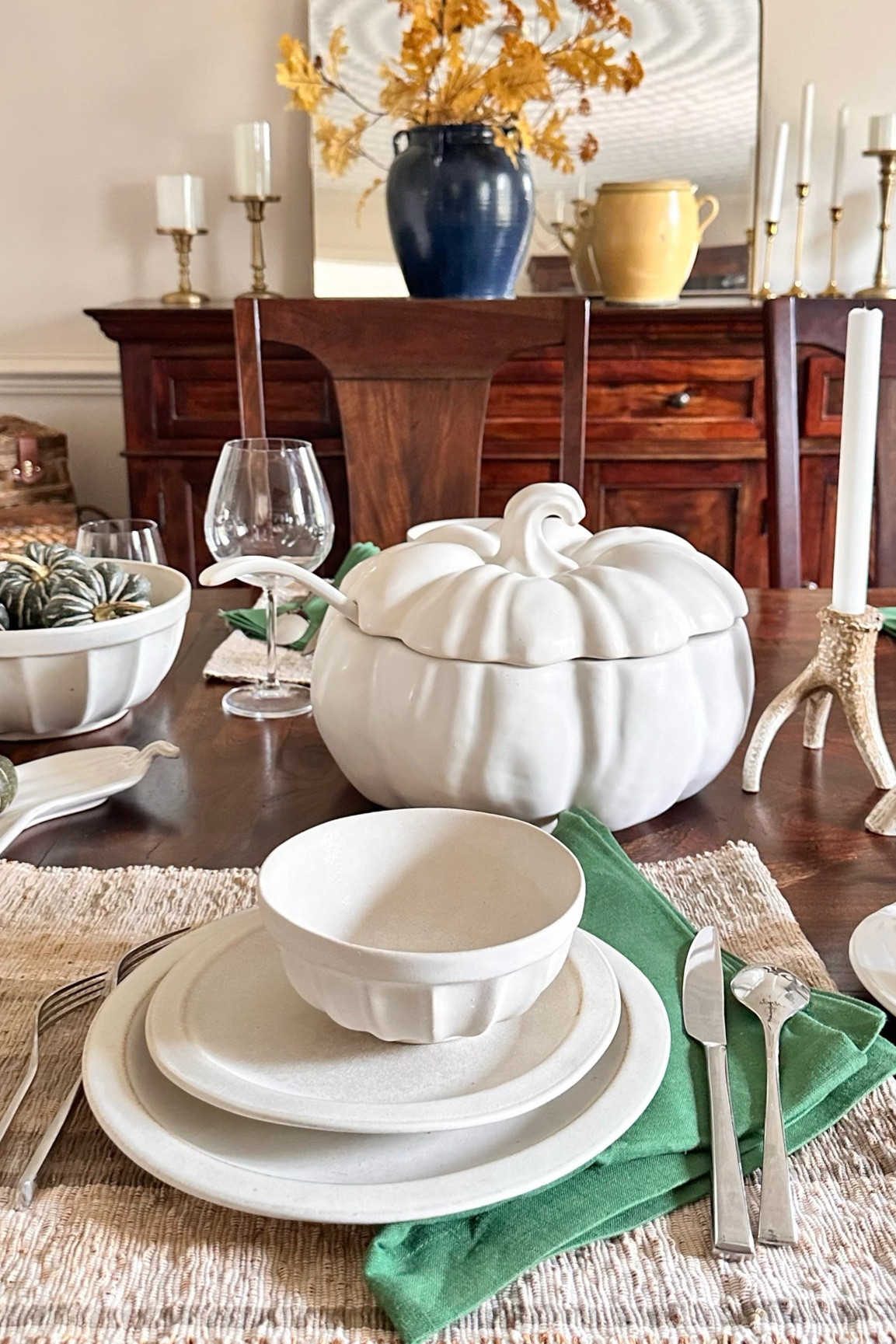 Pottery Banr Figural stoneware . Pumpkin tureen. White pumpkin tureen . Ceramic tureen  