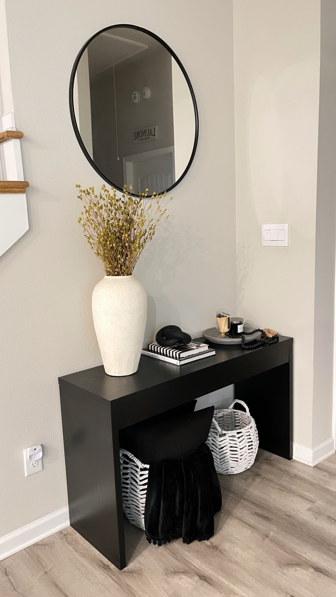 Console Table Styling..🤍🏡

#LTKStyleTip #LTKHome