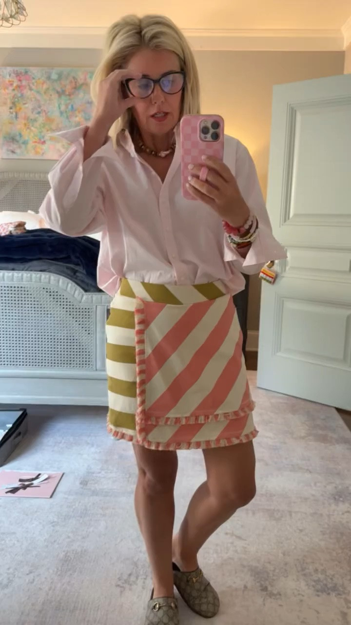 2 of my favorites on SALE and fully stocked!! I’m in xs blouse & skort and 8 shoes. 


Codes:
Erin McDermott- mixandmatch 25% off 
Allie +Bess - Catherine20 
Loopy - mixandmatchmadness

#LTKmomlife #LTKSeasonal #LTKSaleAlert