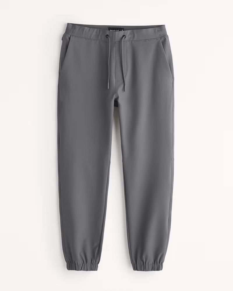 Abercrombie & Fitch Men's Traveler Joggers in Dark Grey - Size XS | Abercrombie & Fitch (US)
