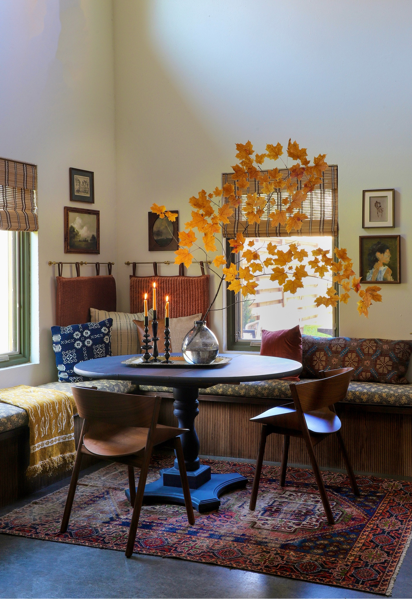 Breakfast book fall style up. This is my favorite time of year to dress up houses. Best part…leaves are free. Happy Fall! 

#fallstyling #fall 

#LTKhome #LTKstyletip #LTKSeasonal