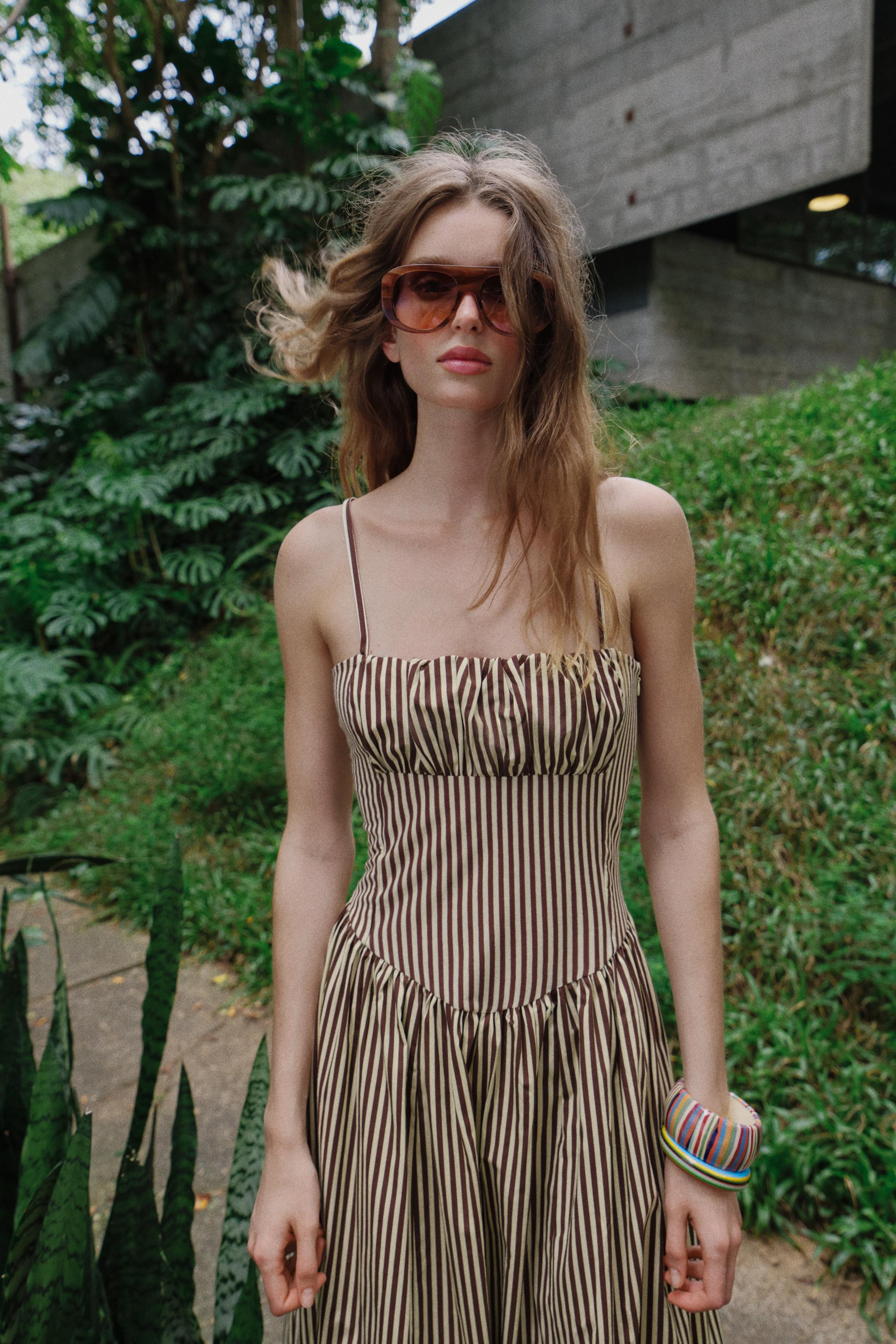 WASHED EFFECT RIB HALTER TOP | Zara US