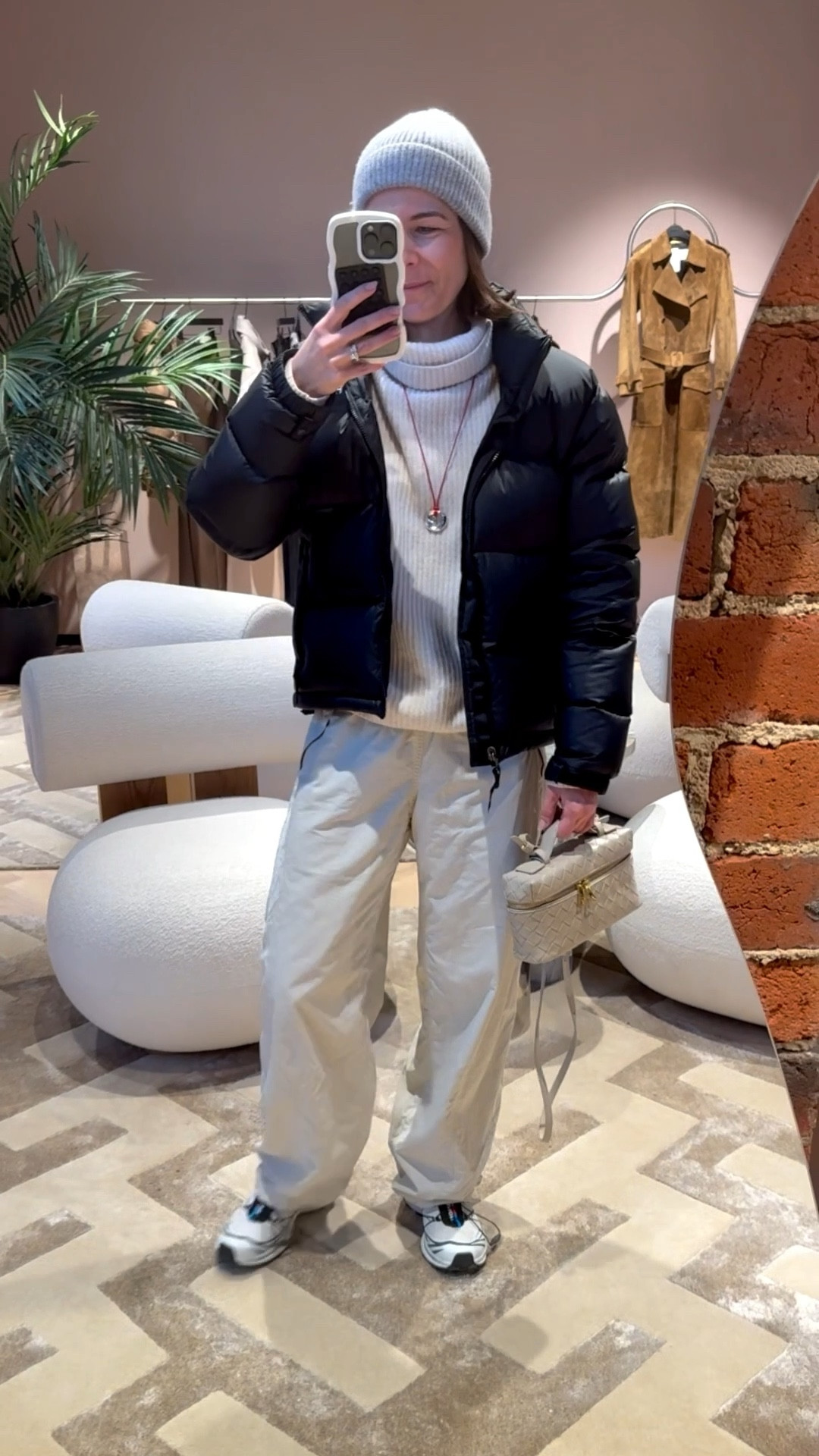 New trousers, already on repeat.
Easy, comfortable, and exactly how I want to feel. 

#LTKstyletip #LTKwinter #LTKuk