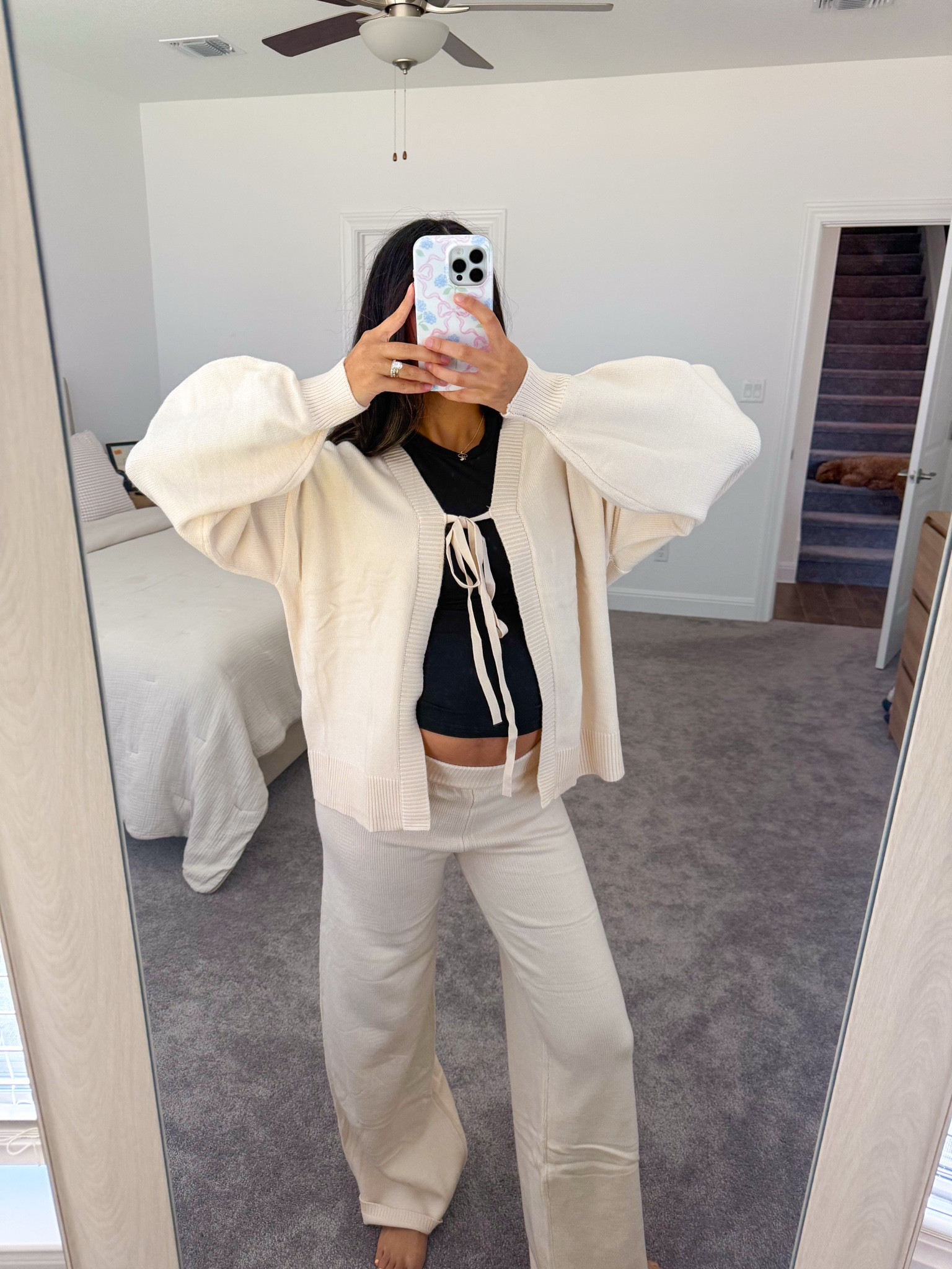 set from @shopheylovely on insta ✨
Wearing a size small 