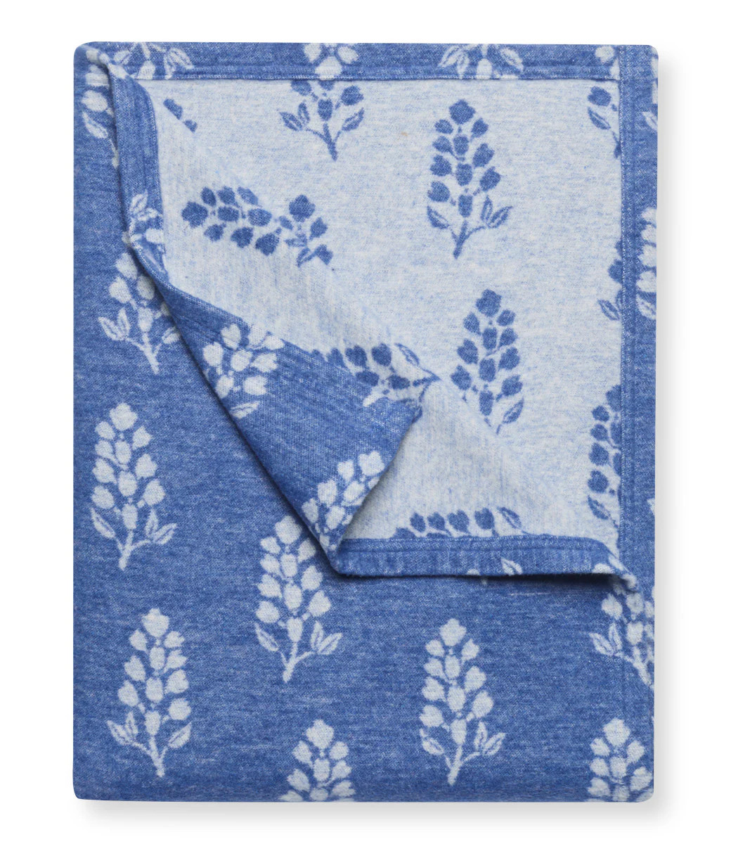 Texas Bluebonnets Lightweight Throw Blanket | ChappyWrap | ChappyWrap