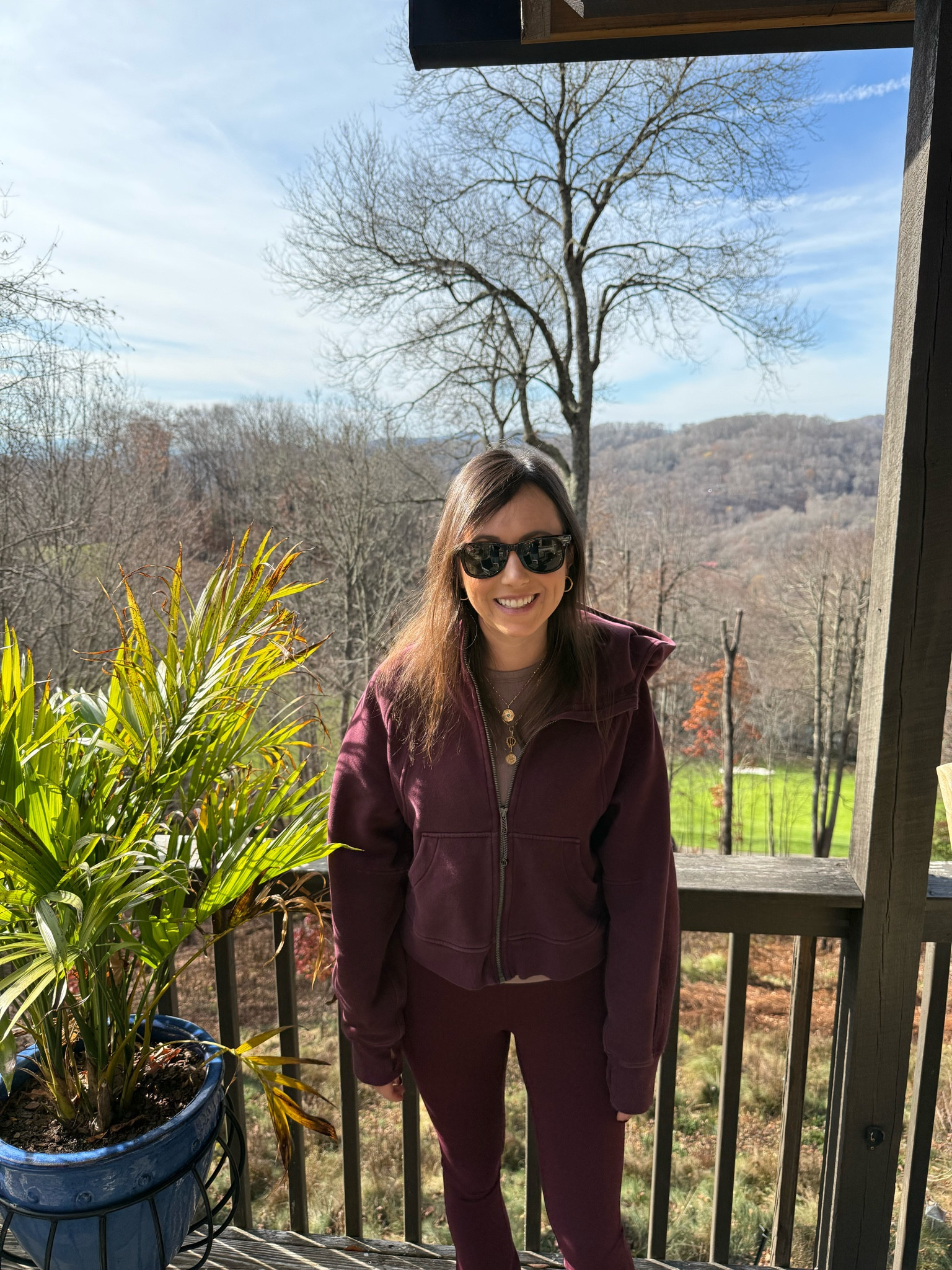 Lululemon scuba hoodie in cassis (xs/s) with hold tight tee in taupetastic (6) and align flares in garnet (4)



#LTKSeasonal #LTKFitness #LTKStyleTip