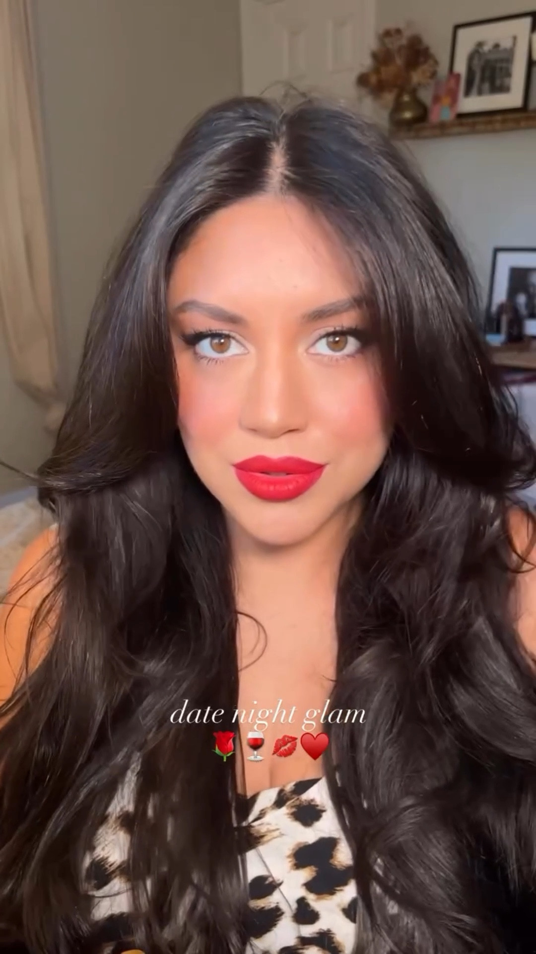 Warning: may cause a double take 🚨

#datenightmakeup #classicmakeuplook #redlip