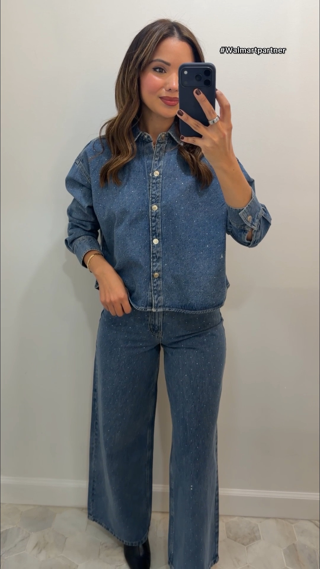 #Walmartpartner Holiday looks I love from @walmart 😍 I can’t wait to wear this bedazzled denim set! #walmart #walmartstyle @walmartstyle