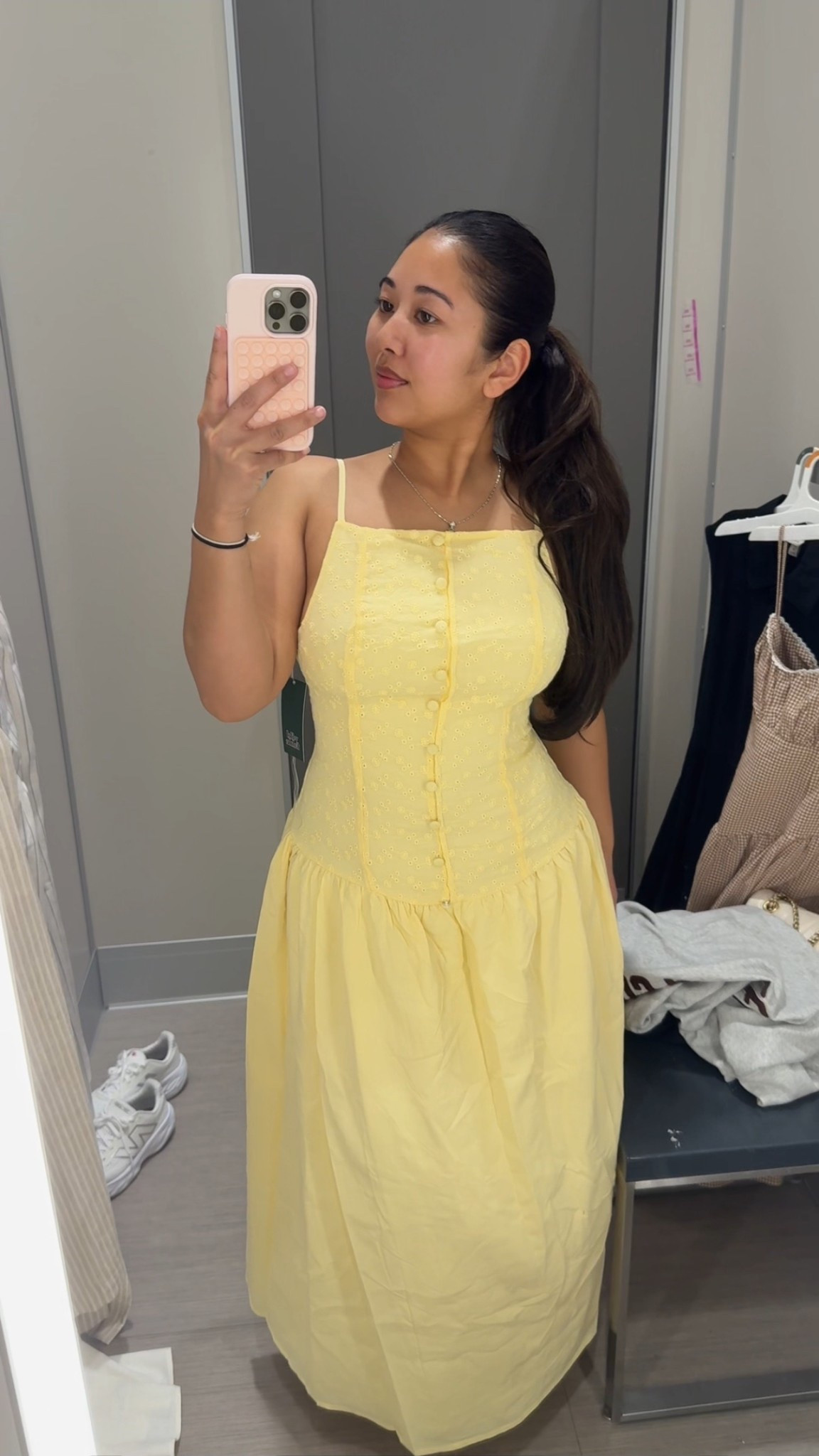 Wearing size S