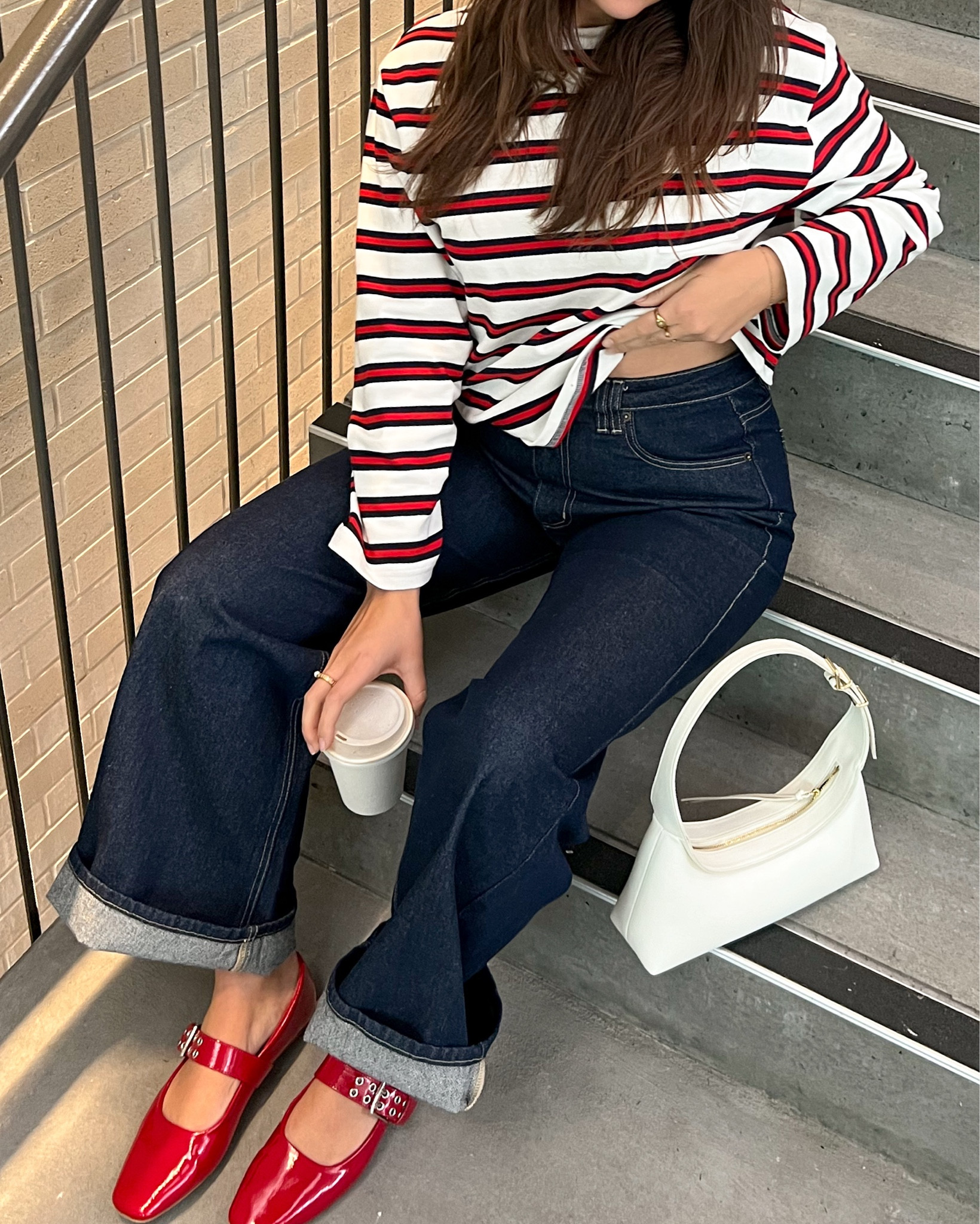 navy and red might be my colours this summer 

top is aritzia - i’ve linked a similar style
ballet flats are billini - i’ve linked a few similar styles 

sizes:
jeans: AU10
top: Small
shoes: 8

#LTKspring #LTKaustralia #LTKjeans