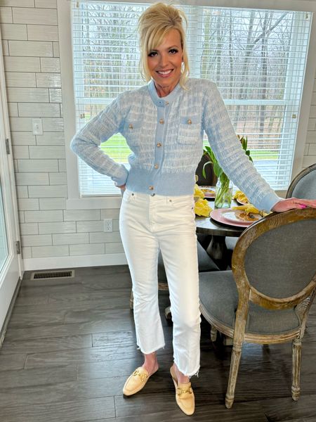 White jeans to Welcome #spring with this darling afforadable cardigan 

#LTKstyletip #LTKSpringSale #LTKfindsunder50