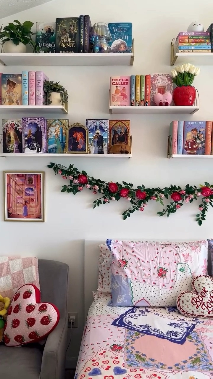 Just my room looking cute. ✨

Happy Saturday friends! 🫶🏻 I’m on summer break and I’ve been doing a lot of cleaning and organizing at my house. I won’t say it’s been fun, but it’s felt really good to get things in order and say goodbye to things I don’t need and will never use! The donation pile is looking very healthy. 😁 I also think I probably need more bookshelves… I know we’re all surprised. 😜 Clearly no books have made their way to the pile. lol 

Q: What’s your favorite show to watch while you clean? I’ve been watching The Pitt and I’ve found myself doing more watching than cleaning. May need to choose something less engrossing for my next pick. 😅 

#bookstagram #wallshelf #shelfie #bedroomdecoration #bookshelvesofinstagram

#LTKHome #LTKdayinmylife #LTKU