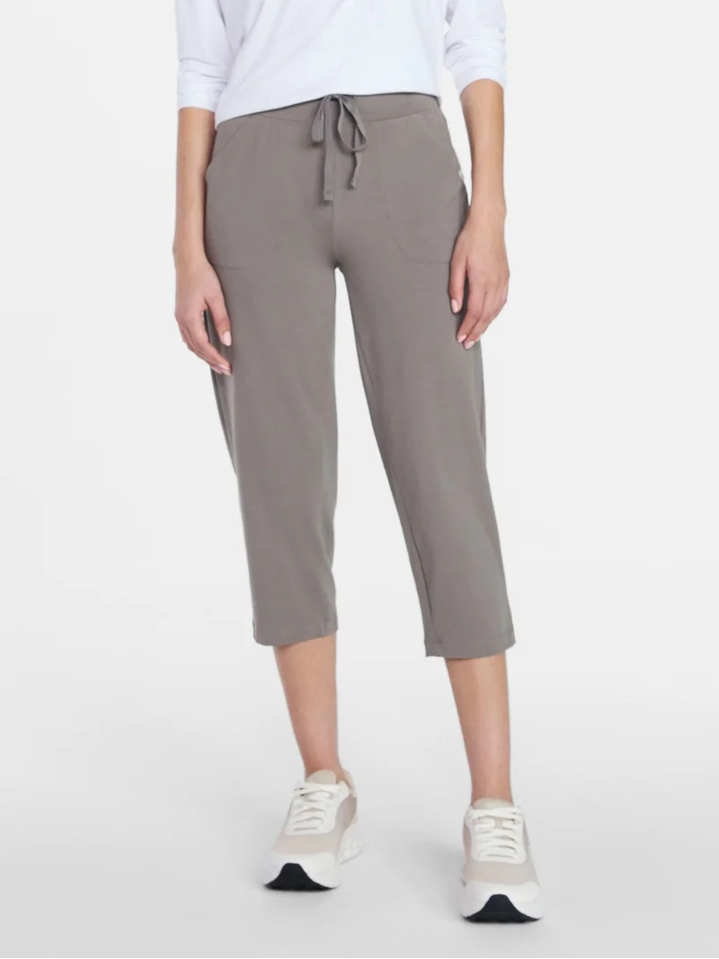 Athletic Works Women's and Women's Plus Knit Capri Pants, 22" Inseam, Sizes XS-4X | Walmart (US)