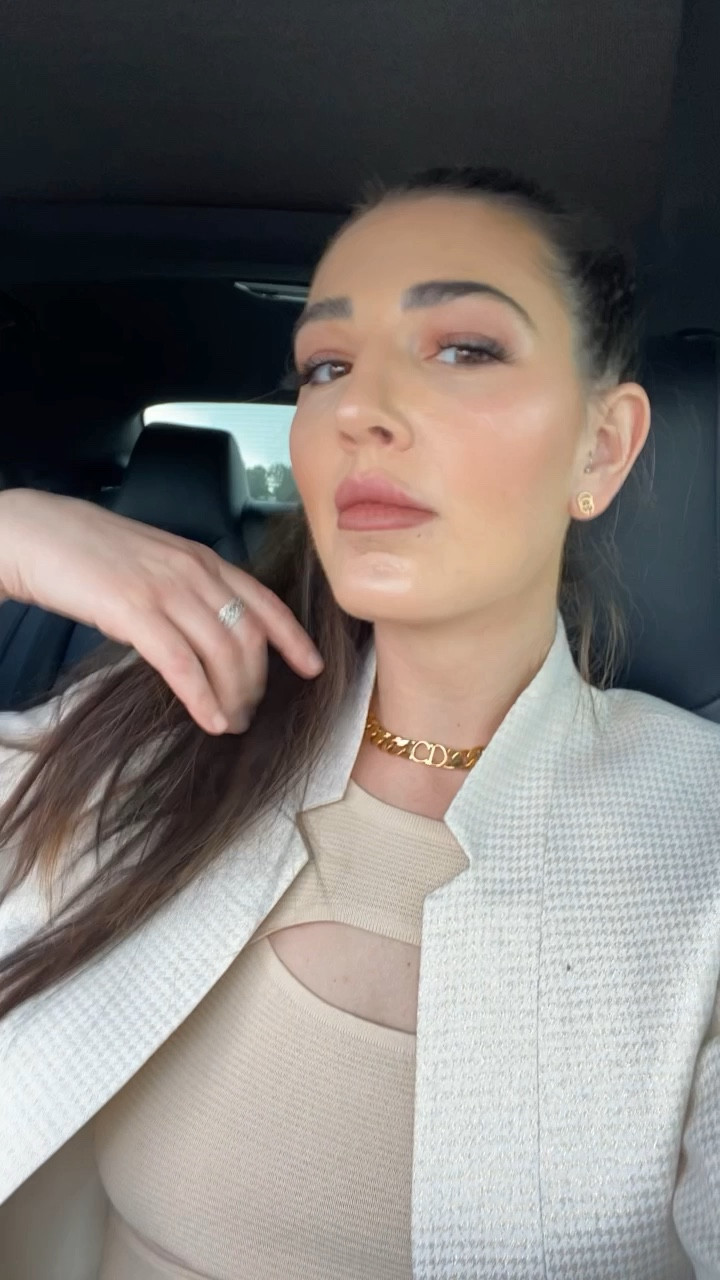 It’s the Sephora Sale, shop my favs for this look. ❤️💋 All sephora brand up to 30% off depending on your status! 

#LTKbeauty #LTKFind #LTKsalealert