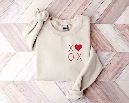 Valentine’s or Galentine’s Day graphic sweatshirts! 

#LTKfindsunder50 #LTKSeasonal #LTKGiftGuide