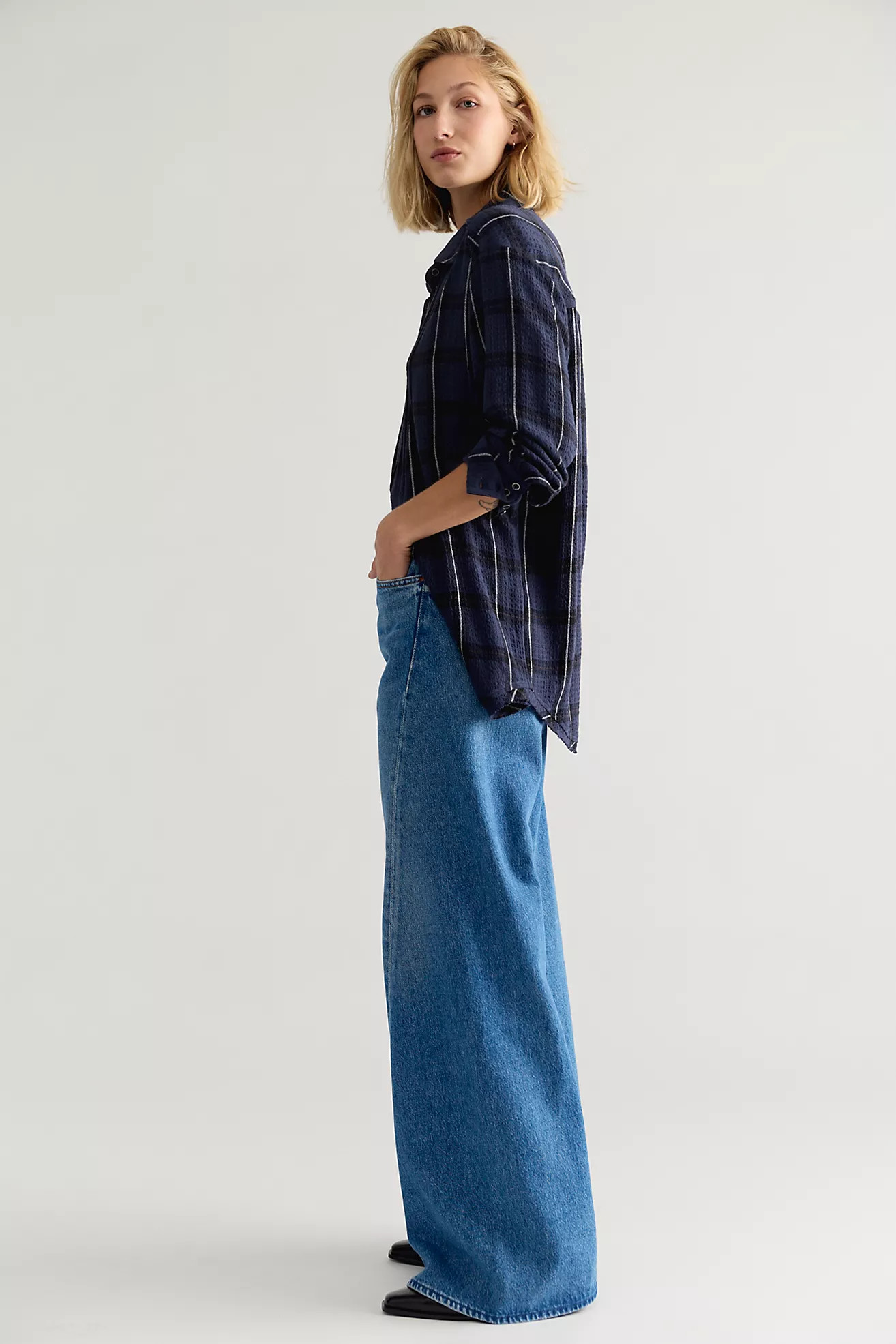 MOTHER The Lemon Twist Sneak Jeans | Free People (Global - UK&FR Excluded)