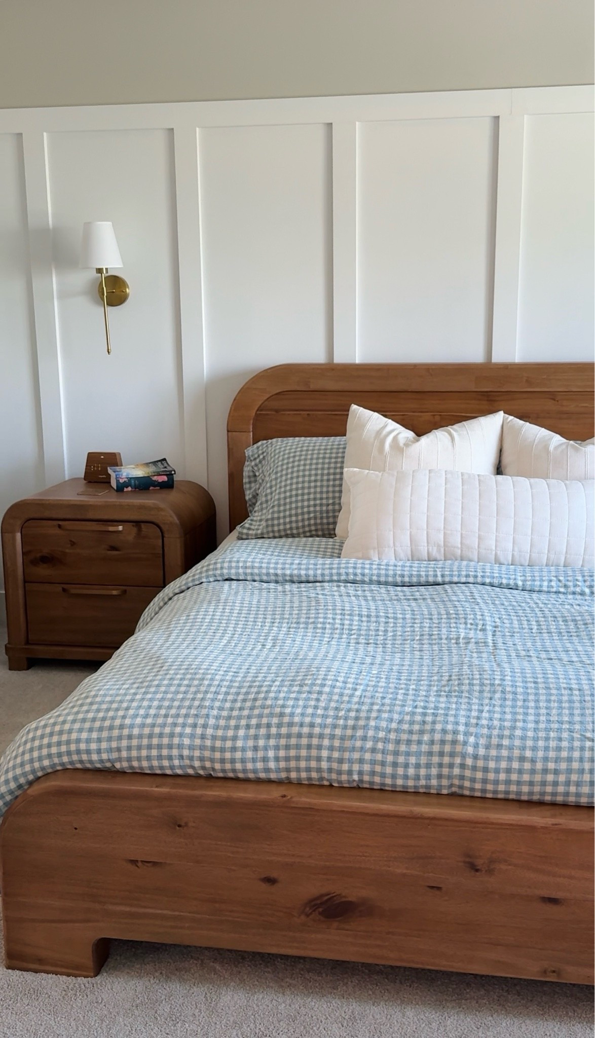 This blue gingham duvet made my room feel kinda beachy 🐚 🌊

#LTKHome