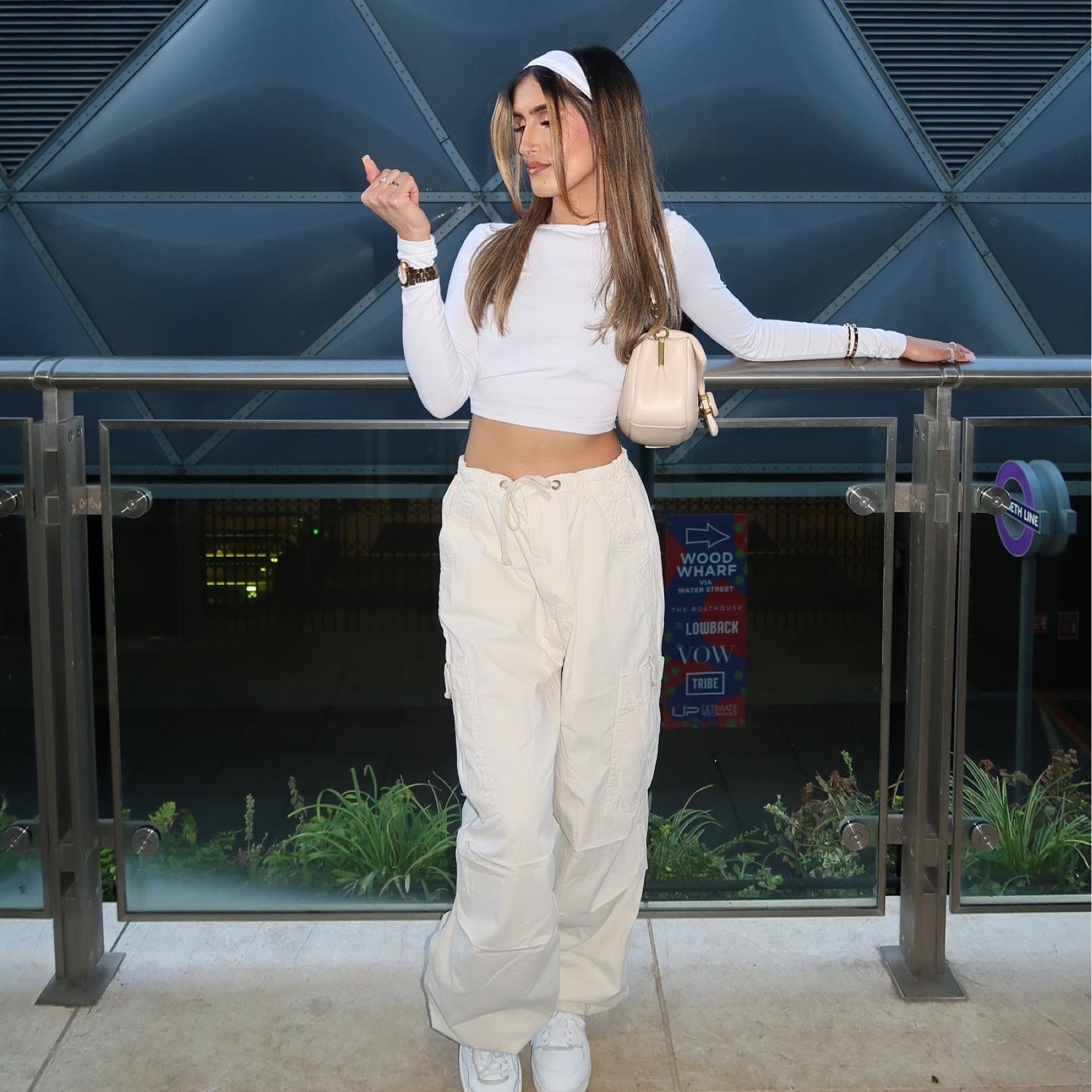 The perfect cosy white fit 🤍👟

#LTKstyletip #LTKFind #LTKshoecrush