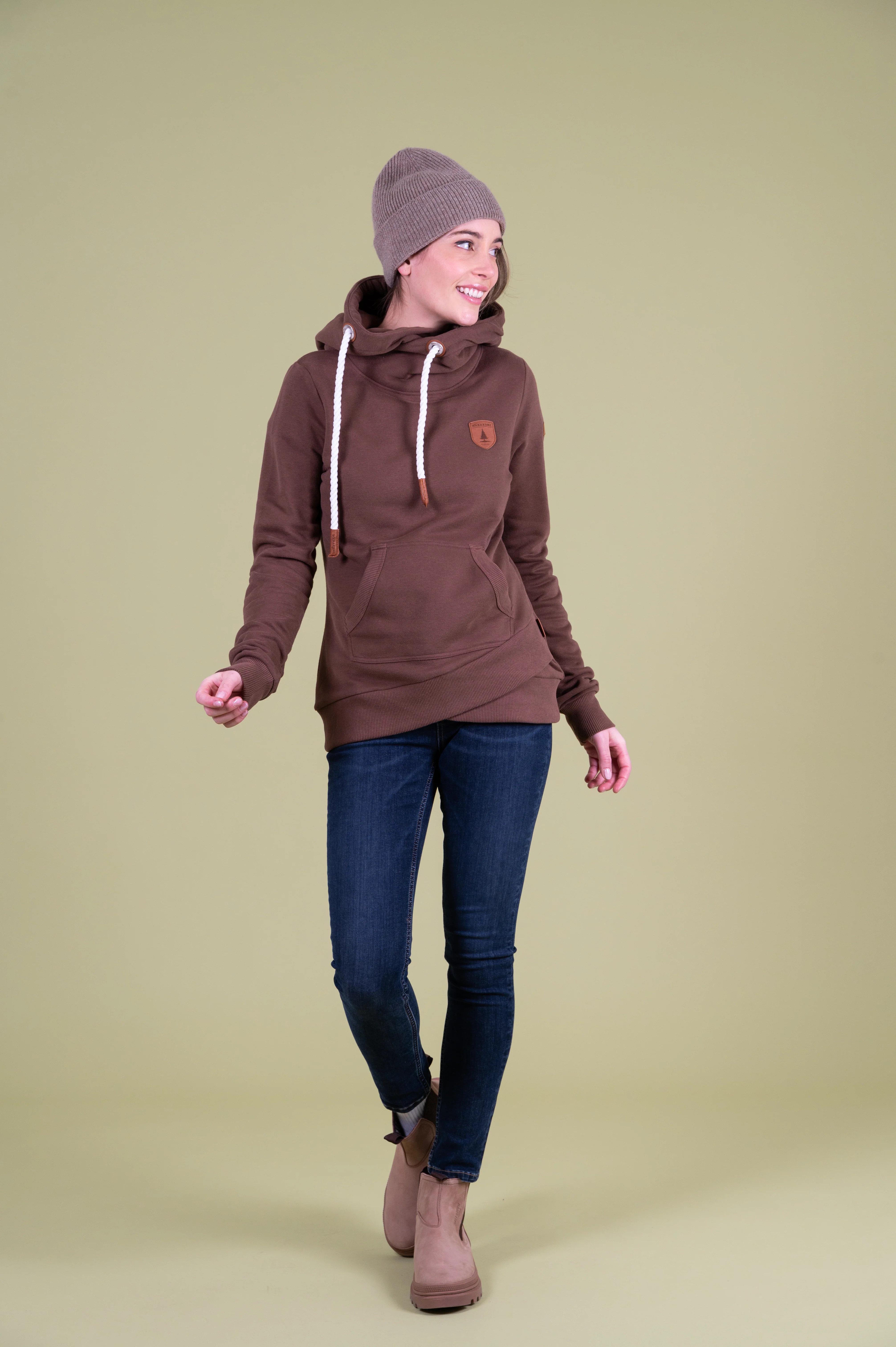 Artia Hoodie Mahogany | Wanakome