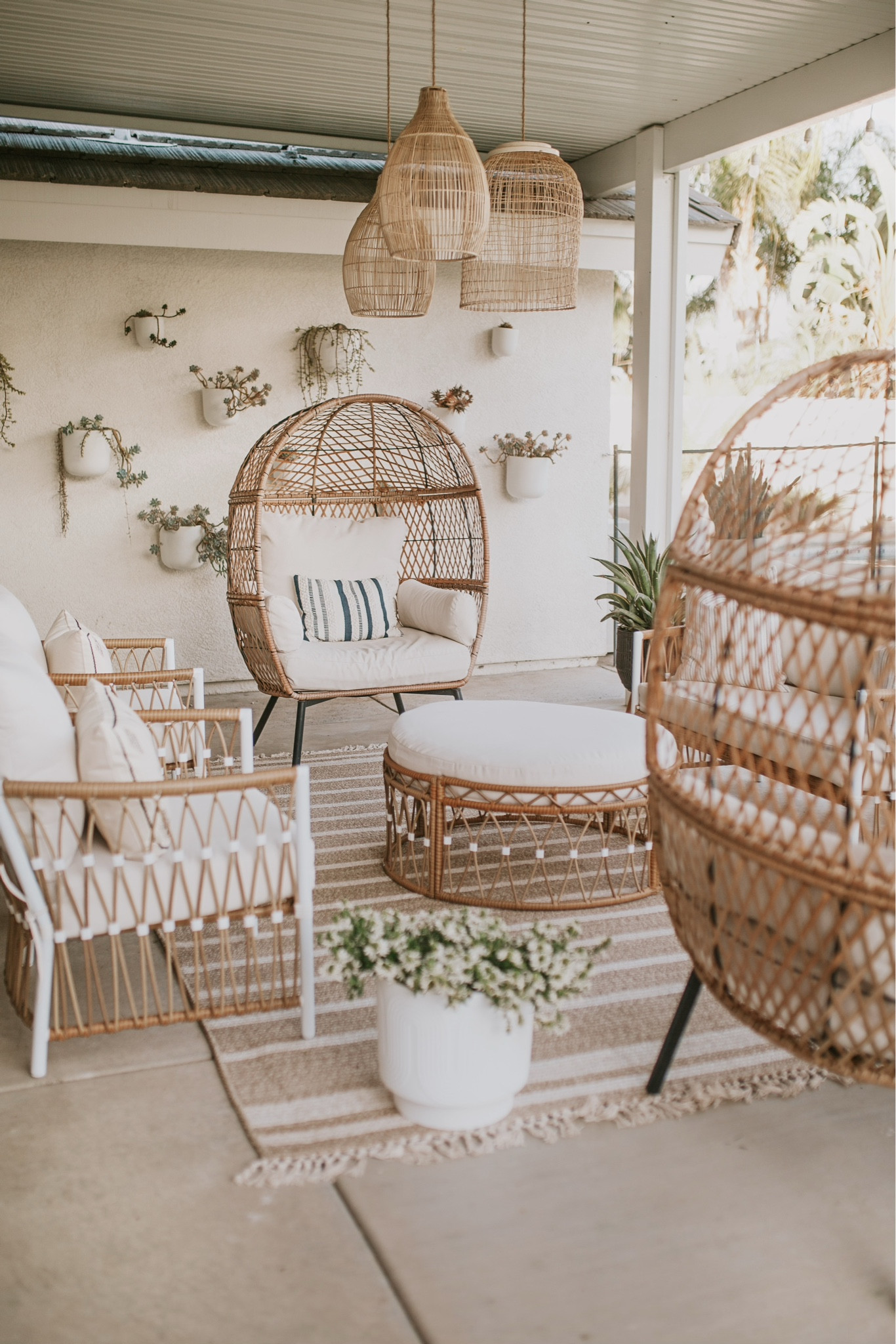 Drooling over these @Walmart patio finds!!! And these egg chairs are on major sale!!! 

#walmartpartner #outdoorfurniture #outdoorpatio #walmartfinds #outdoorrug #eggchair #WalmartHome #WelcomeToYourWalmart 

#LTKSeasonal #LTKhome