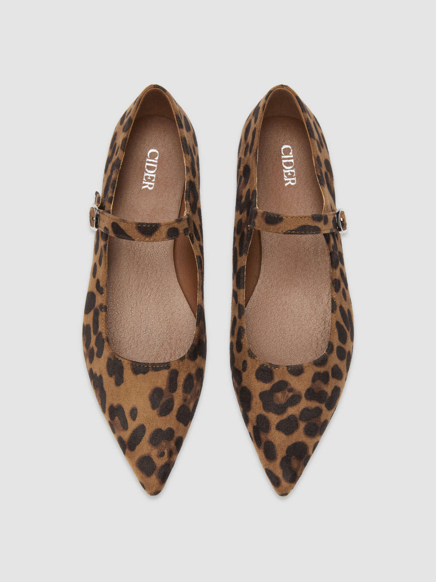 LEOPARD PRINT POINTED TOE FLATS | Cider