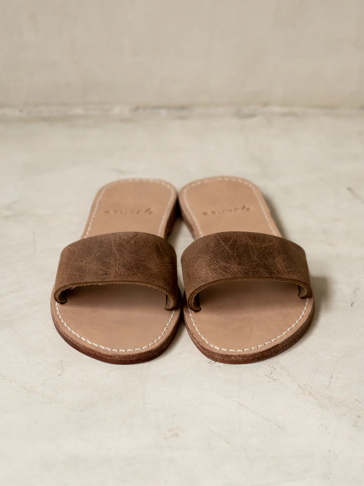 Samora Sandal (Leather) | byJames