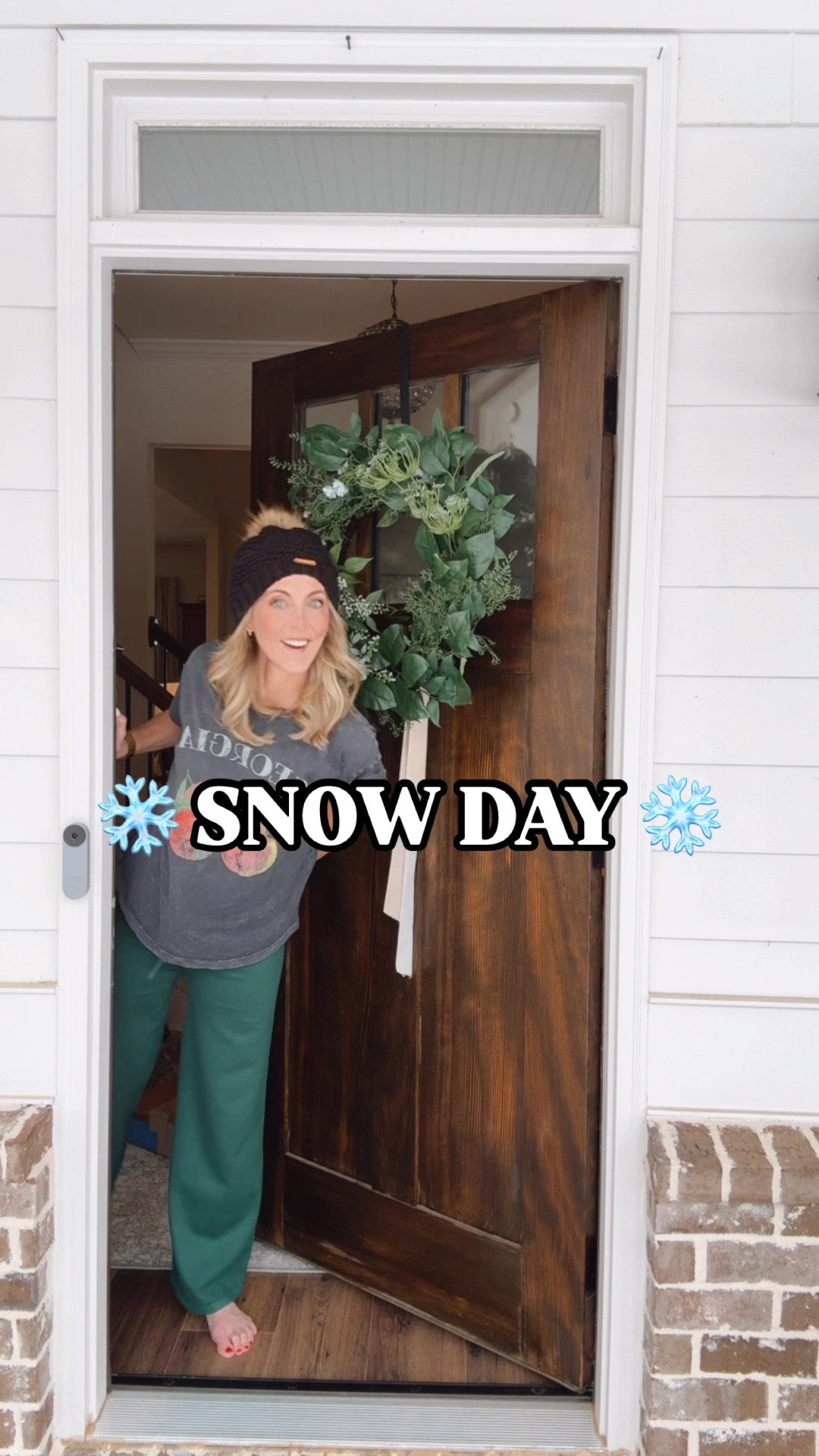 We had the BEST snow day! I was wearing some sherpa lined fleece leggings that were fabulous, paired some amazon essentials, and my fave winter coat- I linked up all that I could and gave some options! Happy Saturday- let me know if you have any questions! 


#LTKSeasonal #LTKWatchNow #LTKOver40