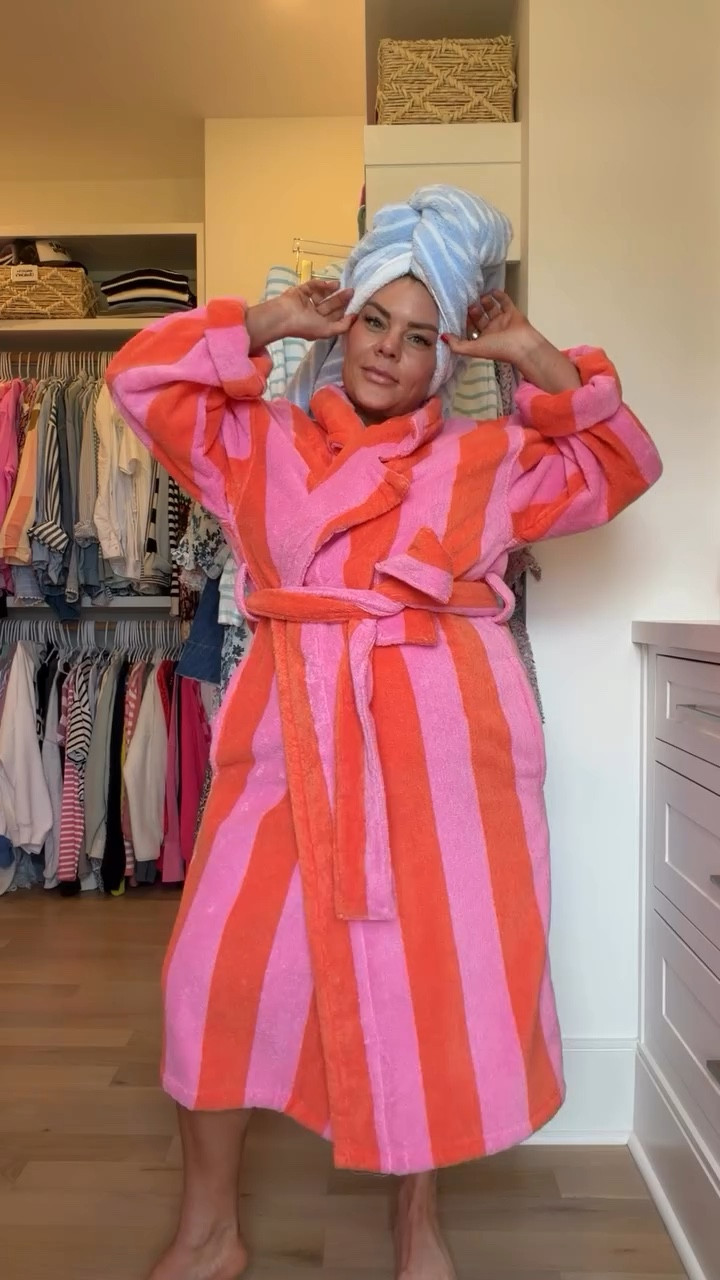 👀 Literally the CUTEST necklaces EVER!! Soo totally obsessed with this launch. My code BRITTANY20 will save you 20% off sitewide. These will definitely sell out. Shop fast if you love. Comment DETAILS for the links to the entire look. @brittanyyoungofficial

#LTKgrwm #LTKSaleAlert #LTKSeasonal