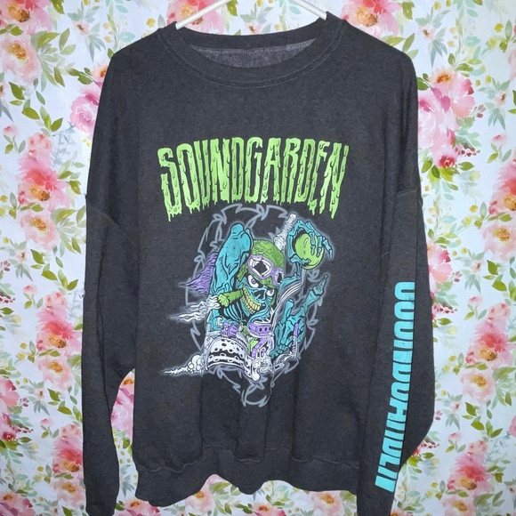 Soundgarden Pullover Sweatshirt-A700 | Poshmark