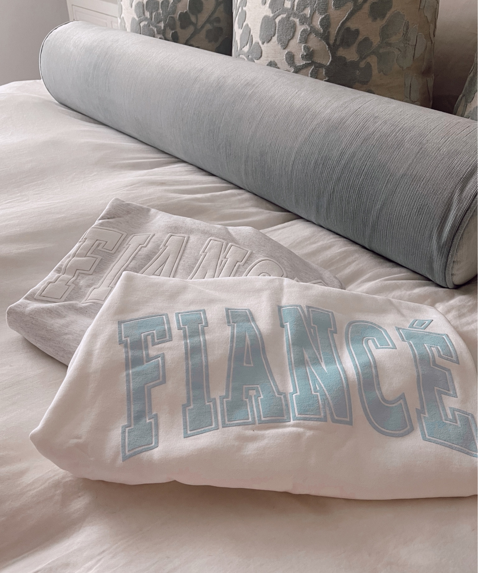 FIANCE SWEATSHIRT GREY/WHITE curated on LTK