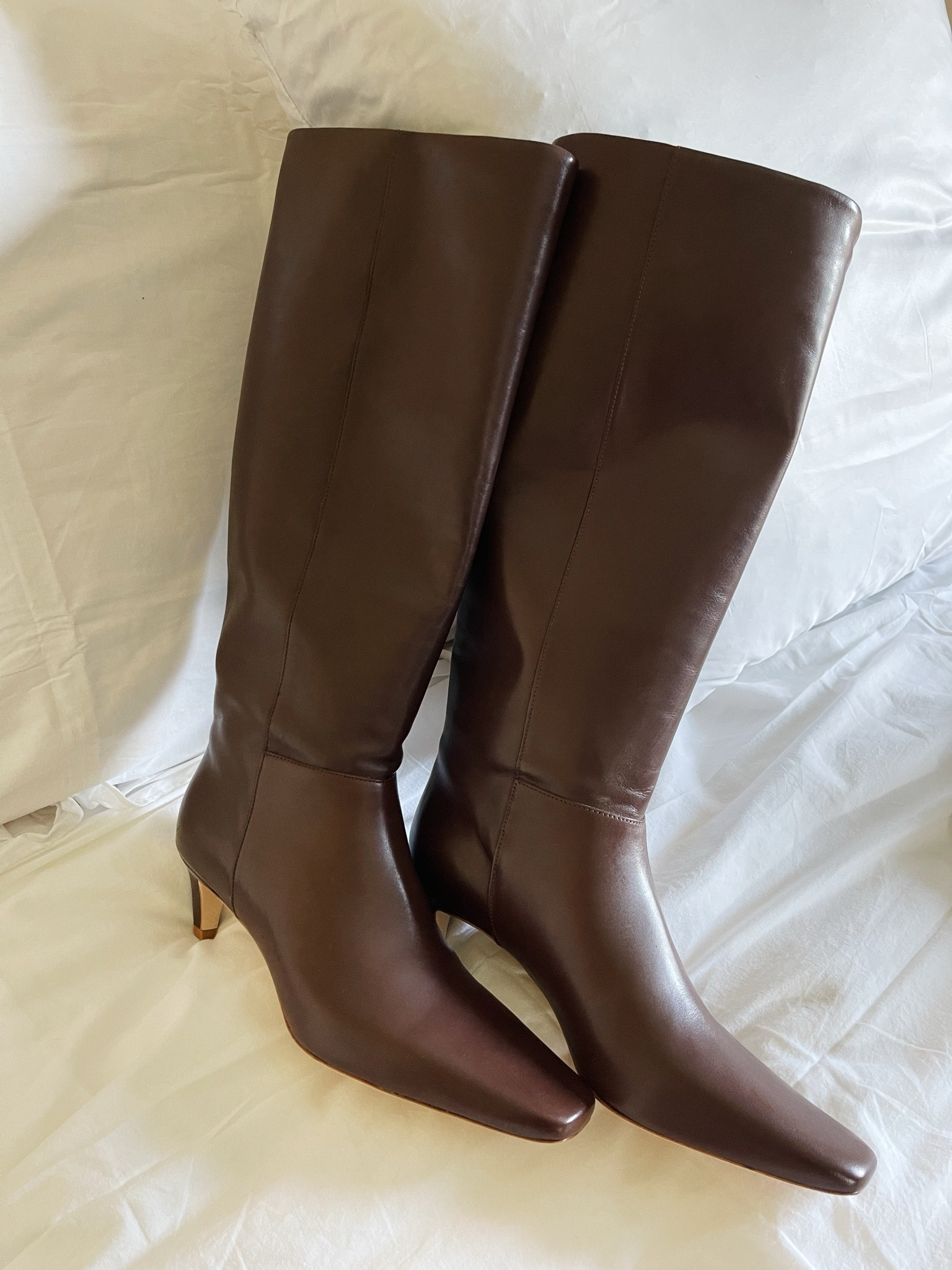 Fall boots of my dreams 😍😍
Fall boots, True to size, kitten heel, brown leather boots, brown leather, knee high boots

#LTKShoeCrush #LTKSeasonal #LTKNYFW