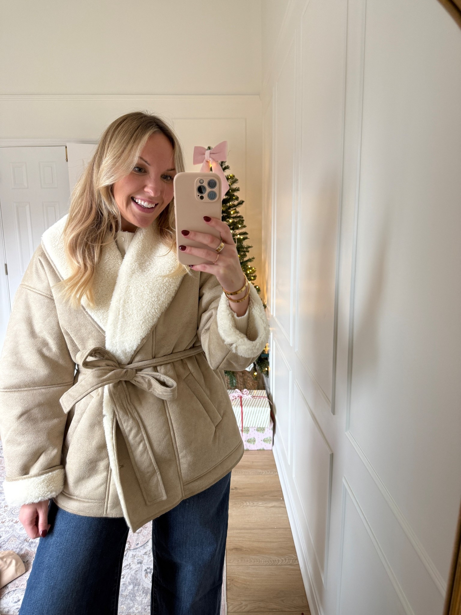 Warm winter coat from Target! Love the faux fur details!

#LTKSeasonal #LTKMidsize #LTKHoliday