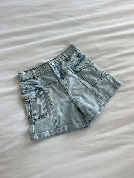 cargo denim shorts!! 🫶🏻 #amazonfashion #springfashion 

#LTKfindsunder50 #LTKstyletip #LTKSpringSale