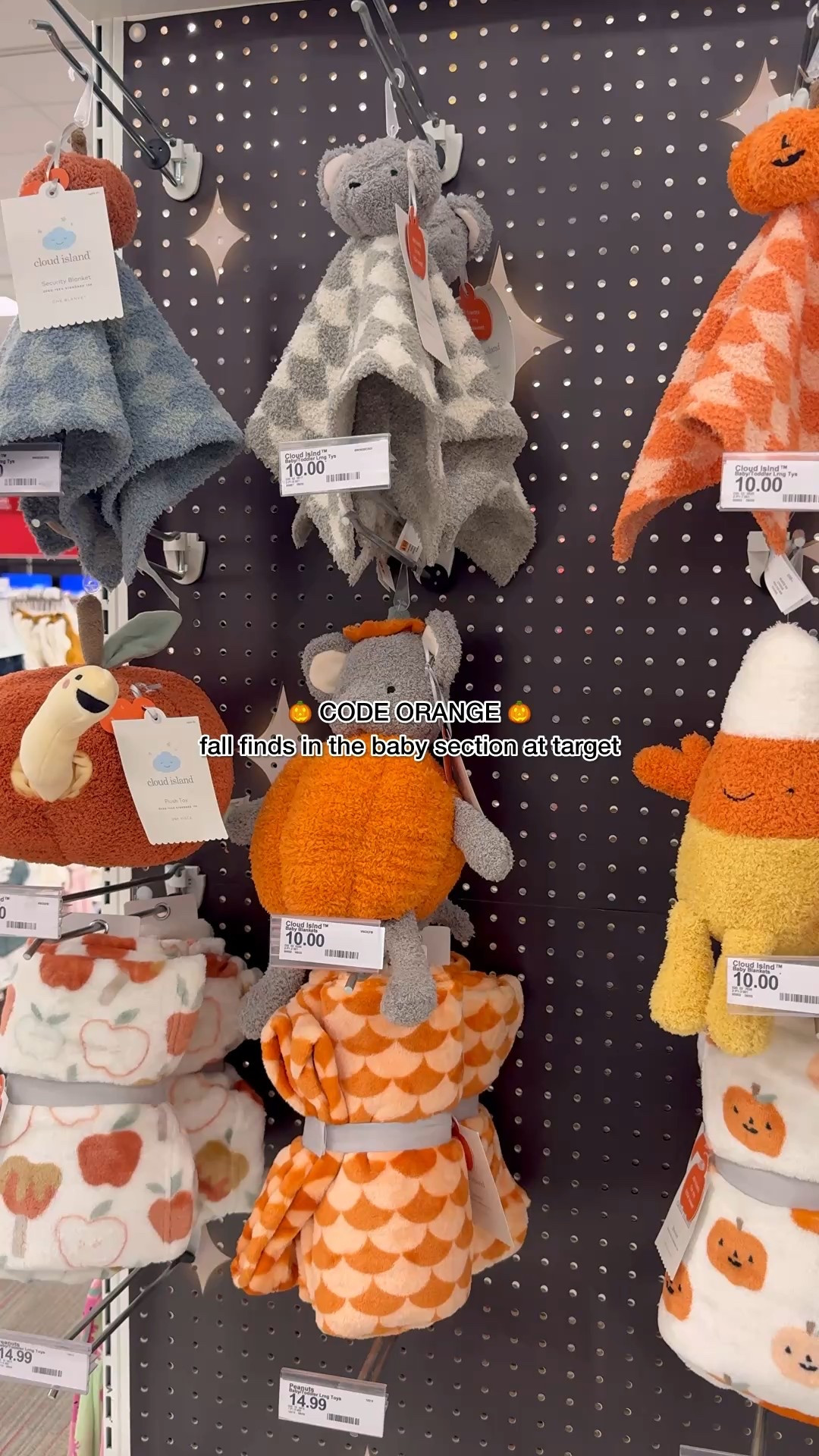 Spooky finds for the littles 👻 Couldn’t resist grabbing a few of these for my 7-week old baby boy! I’ll link all these fall toys, blankets, and plushies in my LTK if you wanna shop 🔗 It’s almostttt September…are you ready for spooky season yet?! 

#targetfinds #babytoys #babyfinds #targetpartner #clubtarget #targetdoesitagain #momfinds #fall2025 #fallbaby #fyp 

#LTKKids #LTKSeasonal #LTKBaby