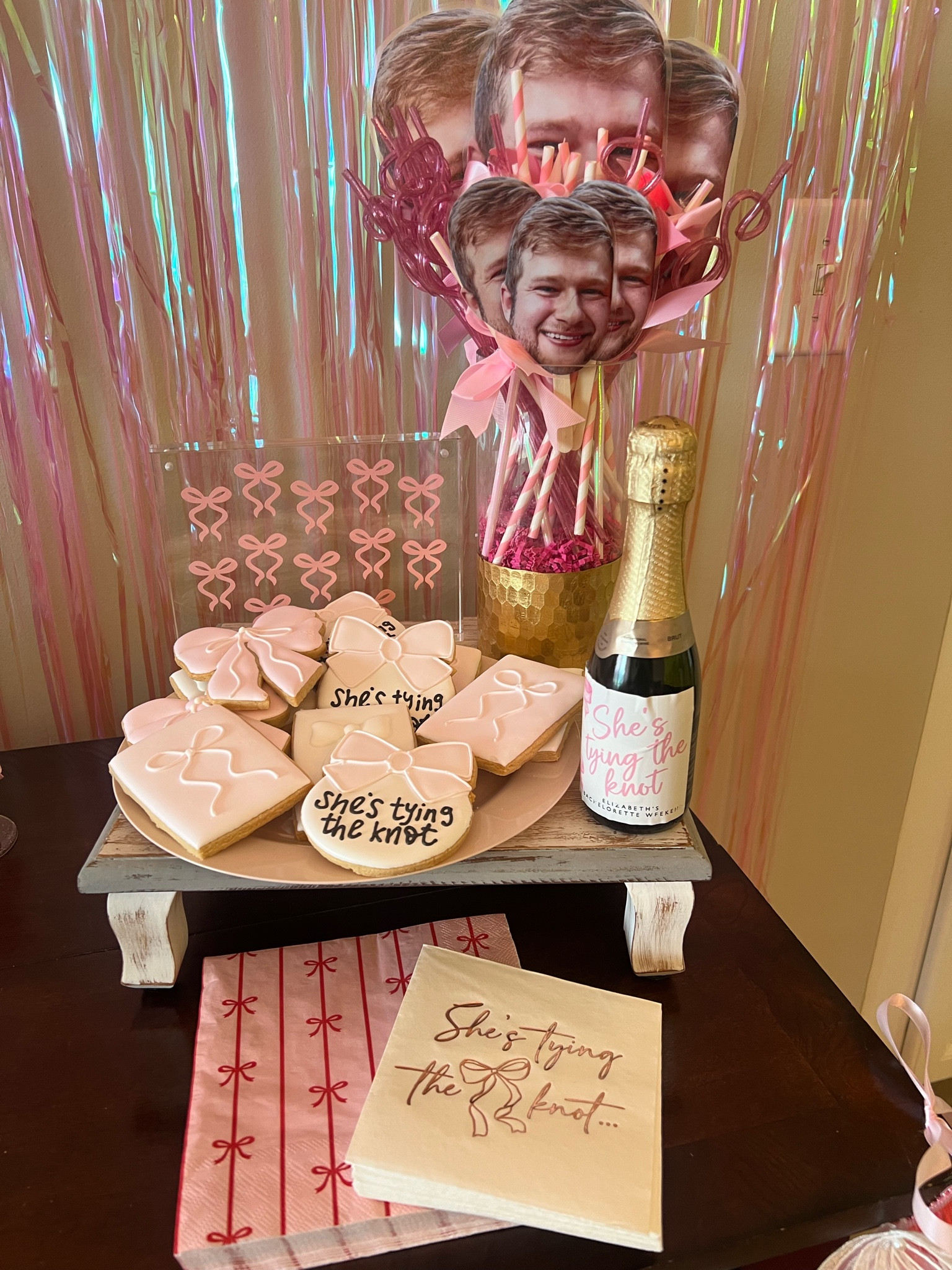 She’s Tying the Knot Bachelorette Trip 🎀

She’s tying the knot, bachelorette trip, orange beach, bachelorette trip theme ideas, tying the knot, bows, bow trend, Bach trip beach trip, orange beach bachelorette weekend, bride, bride to be, bride to be trip ideas

#LTKSwim #LTKWedding #LTKParties