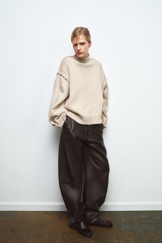 SEAM DETAIL KNIT SWEATER | Zara US