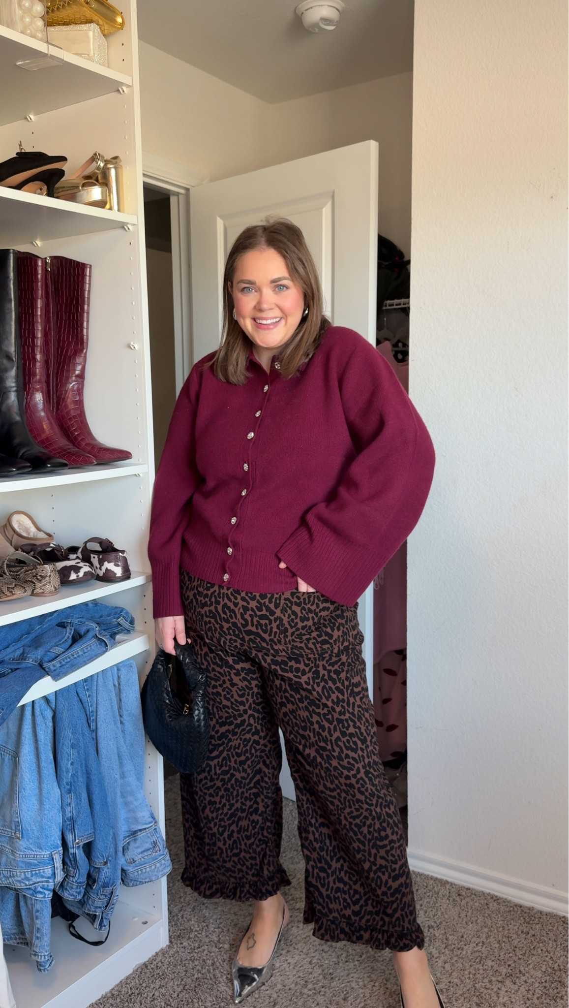 Leopard pants outfit date night wearing 16 in pants they have stretch. Xxl in sweater on sale 

#LTKPlusSize