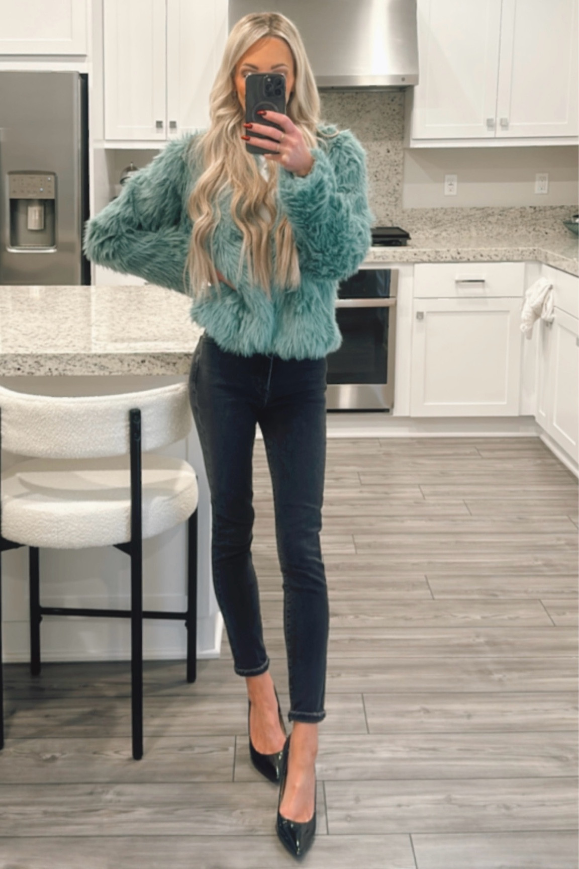 Green faux fur coat!

#LTKFindsUnder50 #LTKSeasonal #LTKHoliday
