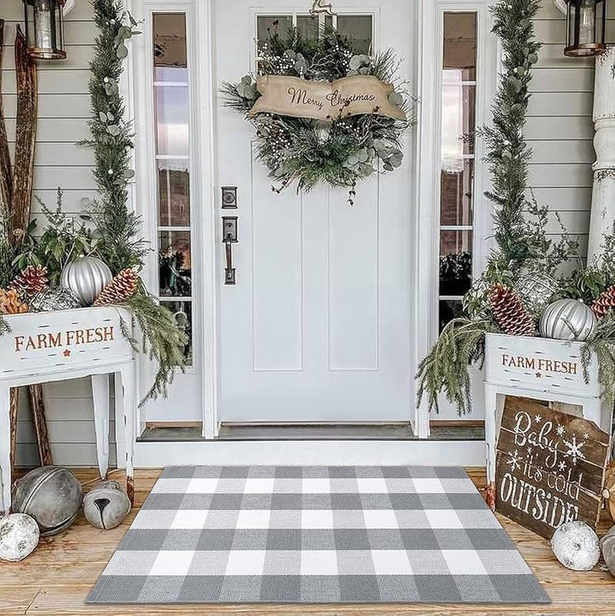 Gray and White Buffalo Plaid Rug 2'4'' x 3'7'', Washable Farmhouse Non-Slip Checkered Doormat, In... | Amazon (US)