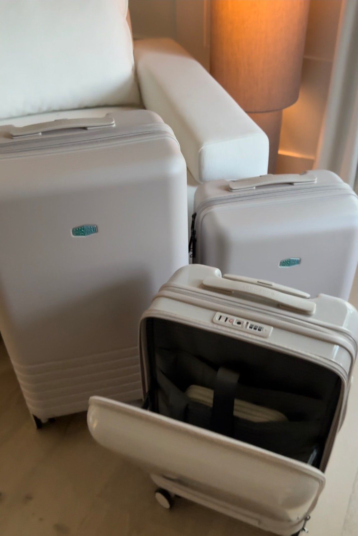 Scroll to shop!! Follow for more!!! Xo! ✨

#LTKmomlife #LTKdayinmylife #LTKTravel