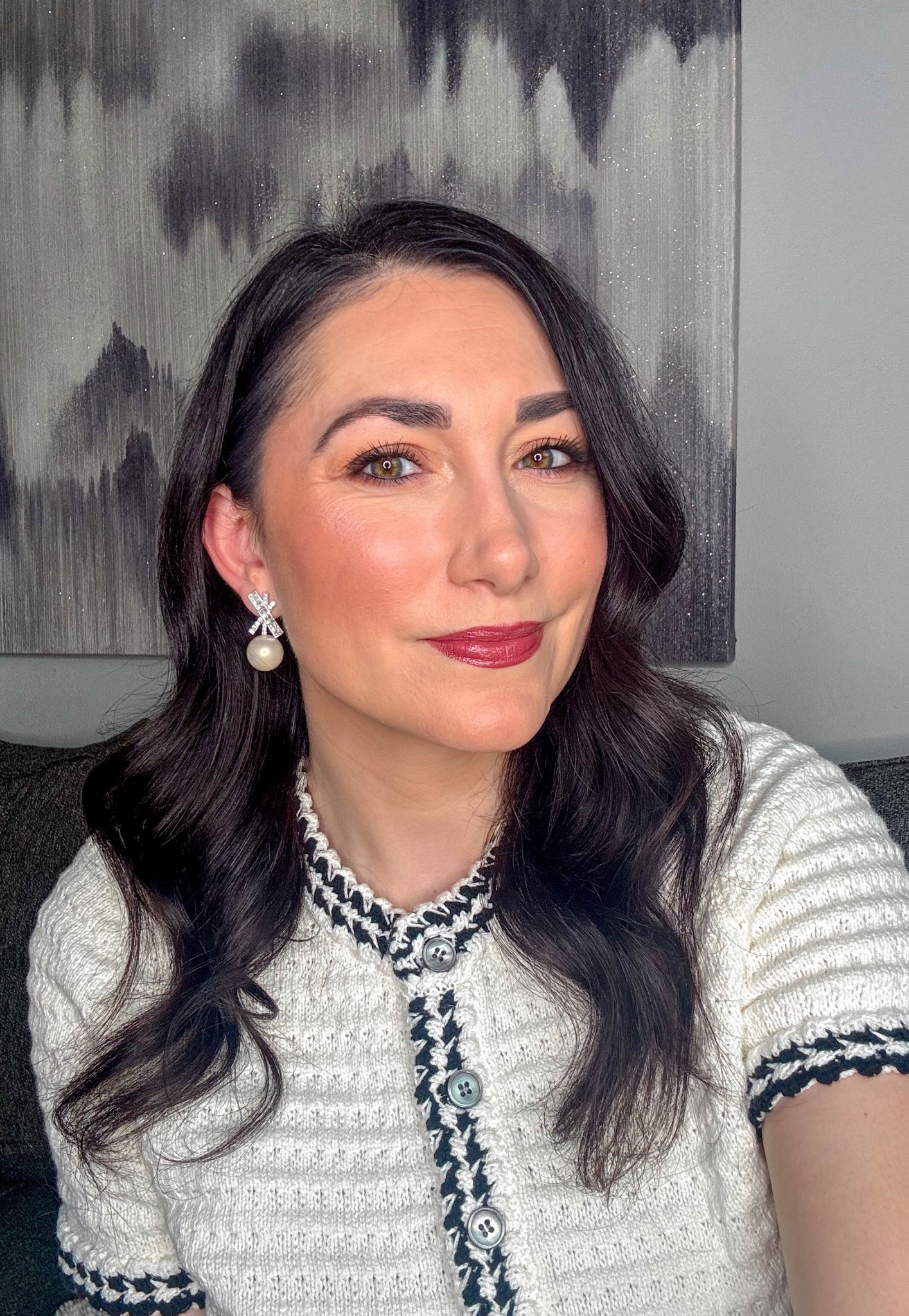 Everyday makeup 💄❤️

Lancôme primer 
Estée Lauder double wear shade Ecru
Hourglass concealer 
Makeup by Mario cream bronzer 
Westman Atlier cream blush stick 
Hourglass translucent powder 
Anastasia Beverly Hills brow wiz & brow gel 
Natasha Denona warm neutrals palette 
Tom Ford honeymoon palette 
Too Faced black eyeliner 
Lancôme lash primer 
Gucci mascara 
Mac gigablack lash 
Dior bronzer 
Gucci blush 
Hourglass ambient lighting palette 
Dior highlighter 
Patrick Ta finishing spray 
Mac Twig Twist
Dior lipstick 

#LTKBeauty #LTKgrwm #LTKselfcare