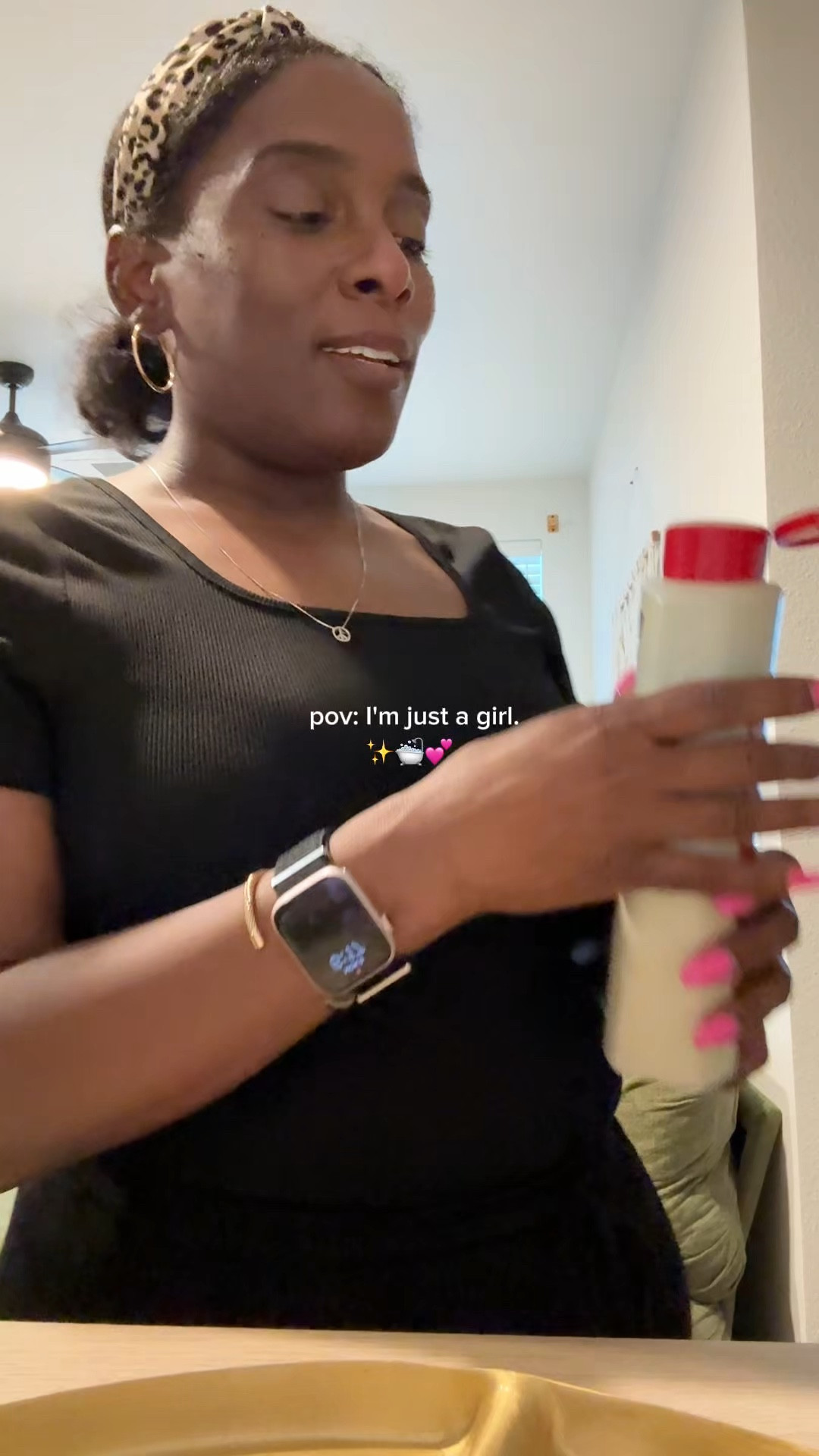 Not me stealing the men’s body wash now…

This charred marshmallow scent from Old Spice smells way too good. I get the hype now. Definitely a woman’s body wash too 🙃 #marshmallow #smellsamazing 


#LTKselfcare #LTKMens #LTKgrwm