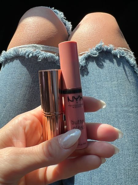 Lipstick: Charlotte tilbury pillow talk 
Lipgloss: crème brûlée  

#LTKbaby #LTKunder50 #LTKstyletip