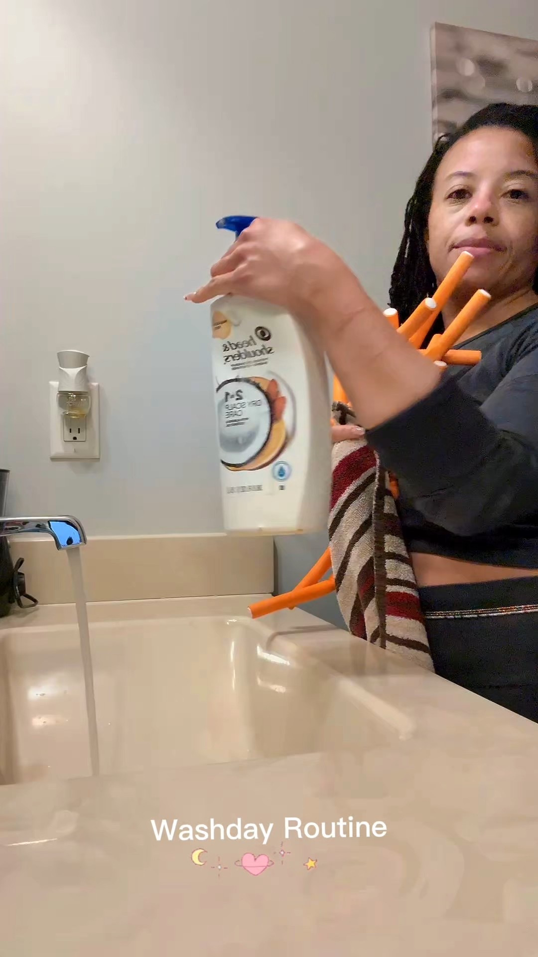 For the love of Washday. A clean scalp matters. #microlocs #washdayroutine #flexirods #curlsfordays 

#LTKvlog #LTKBeauty #LTKdayinmylife