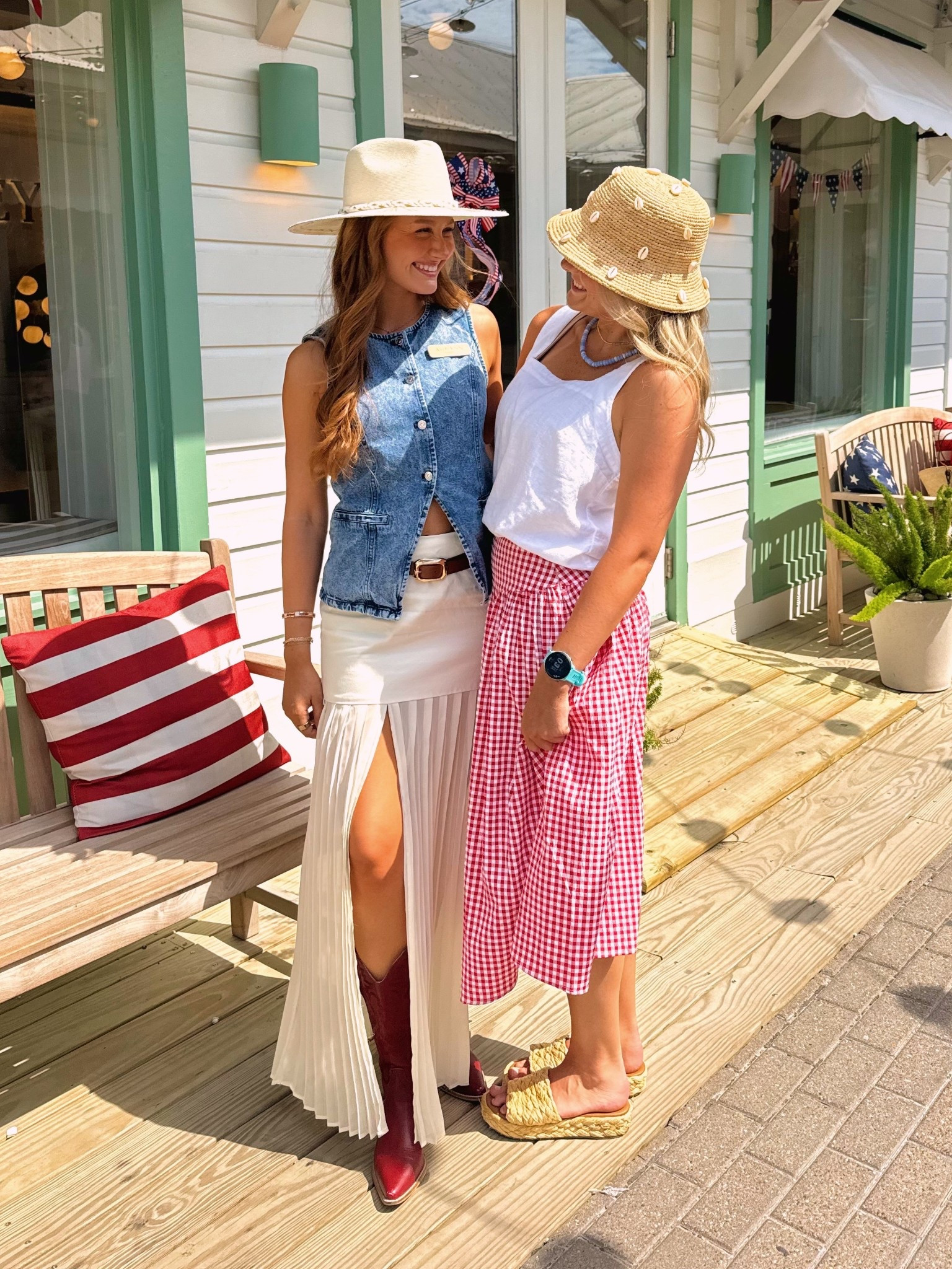 4th of July outfit on the left! So obsessed

#LTKSeasonal #LTKU #LTKParties