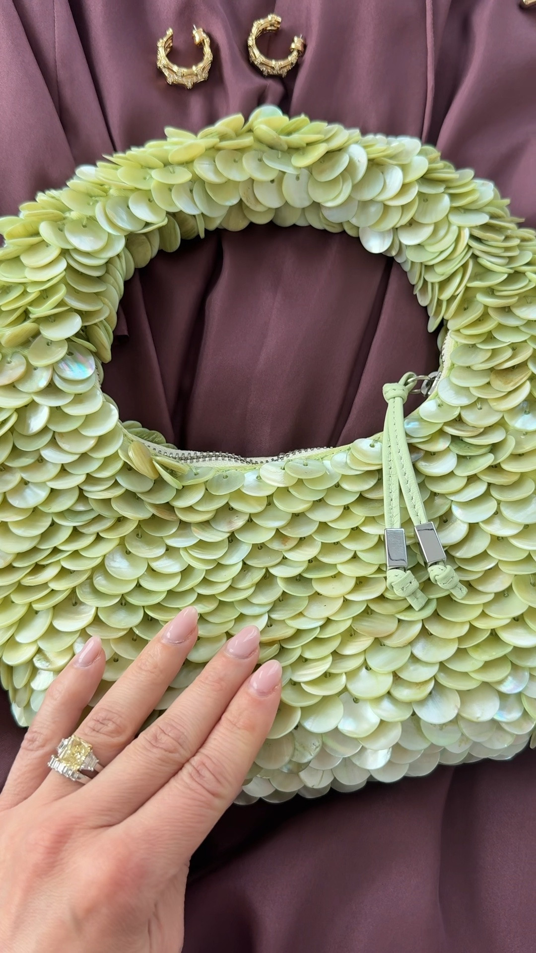 A closer look at the details of my look - all via @Saks & included in their GC event 🤩  #Saks #SaksPartner

#LTKSaleAlert #LTKSeasonal #LTKootd
