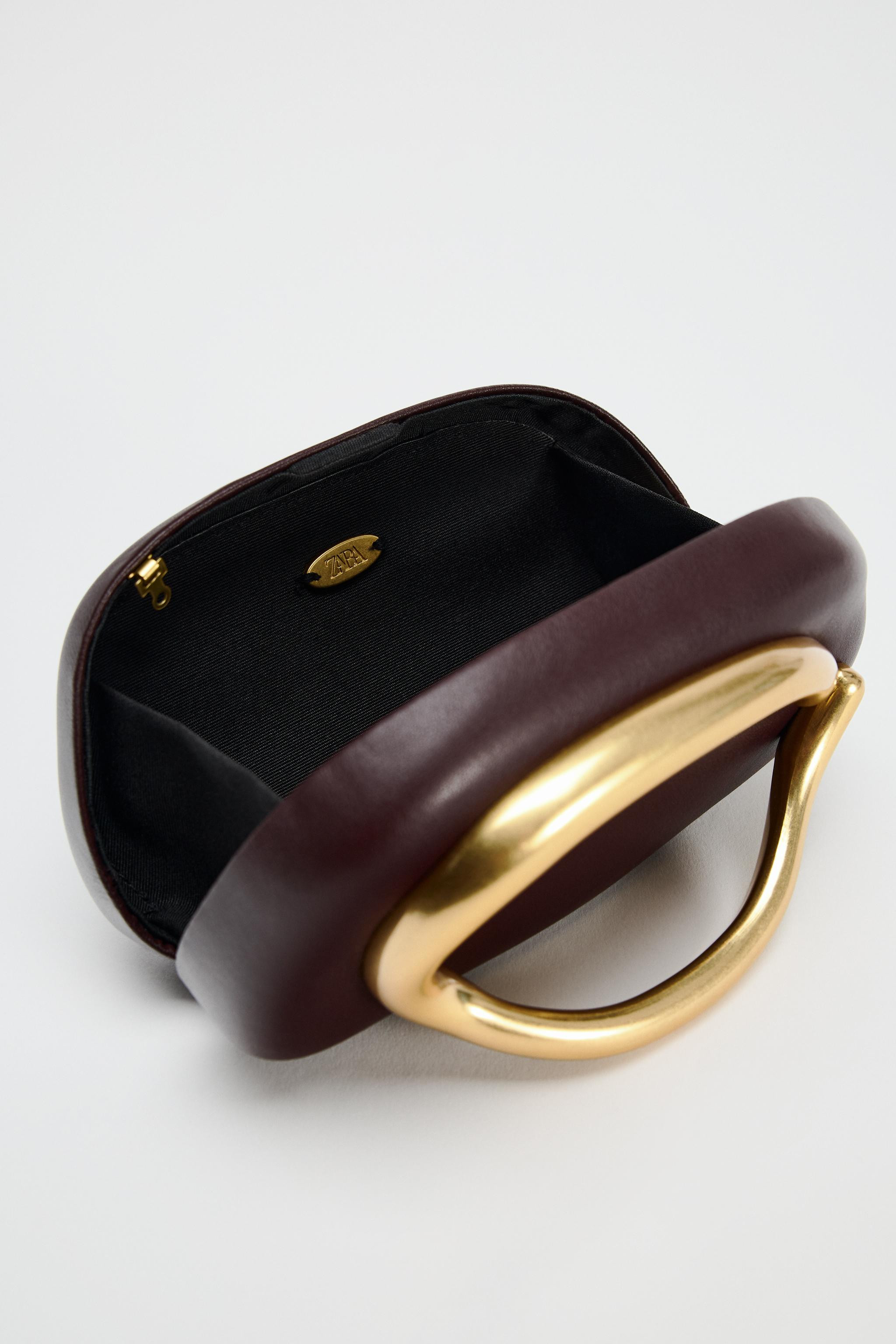 GOLD CLOSURE BOX CLUTCH | Zara US